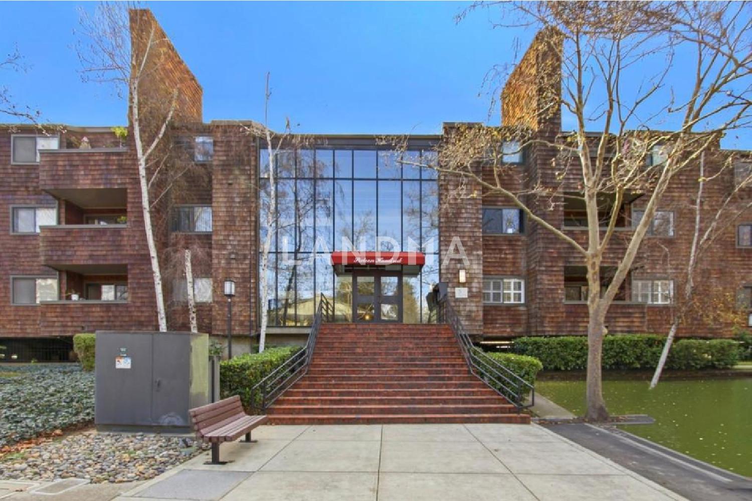 1608 La Terrace