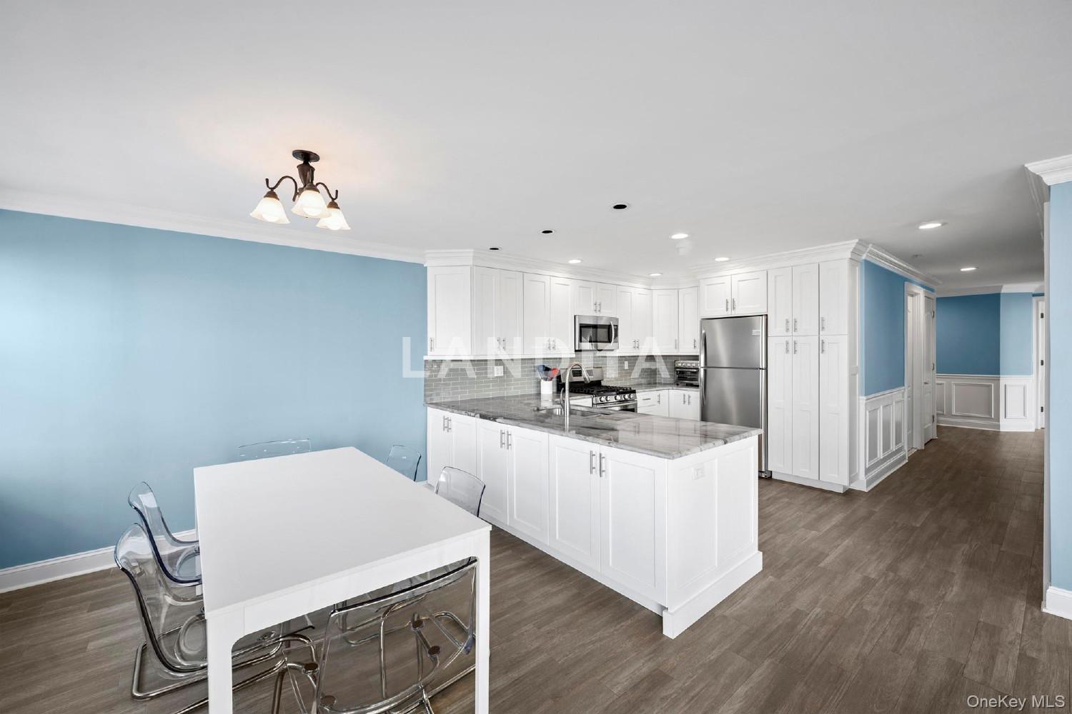 26 W Broadway  Unit 405 官网图片 8