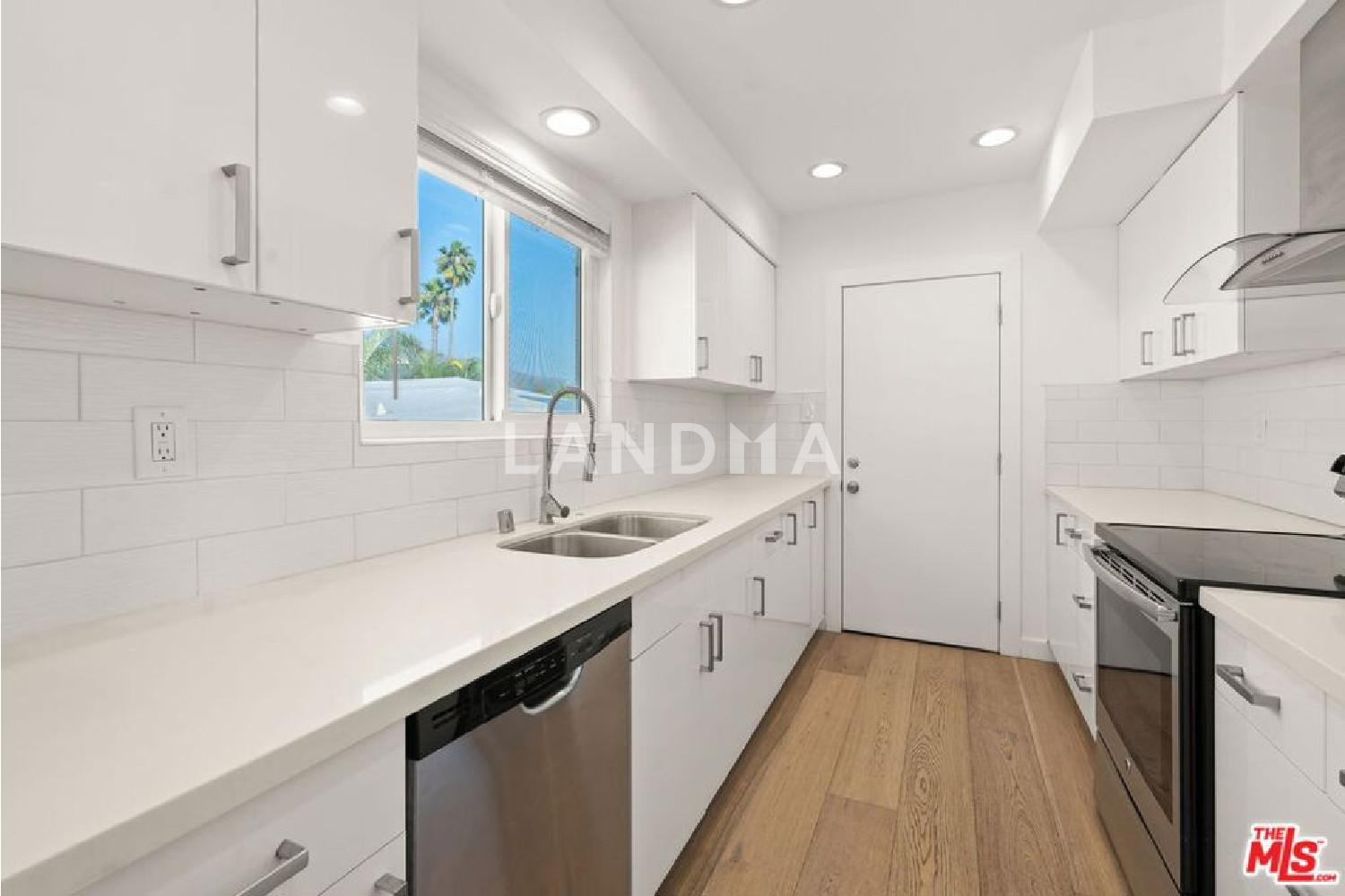 1525 N Hayworth Avenue #302 官网图片 16