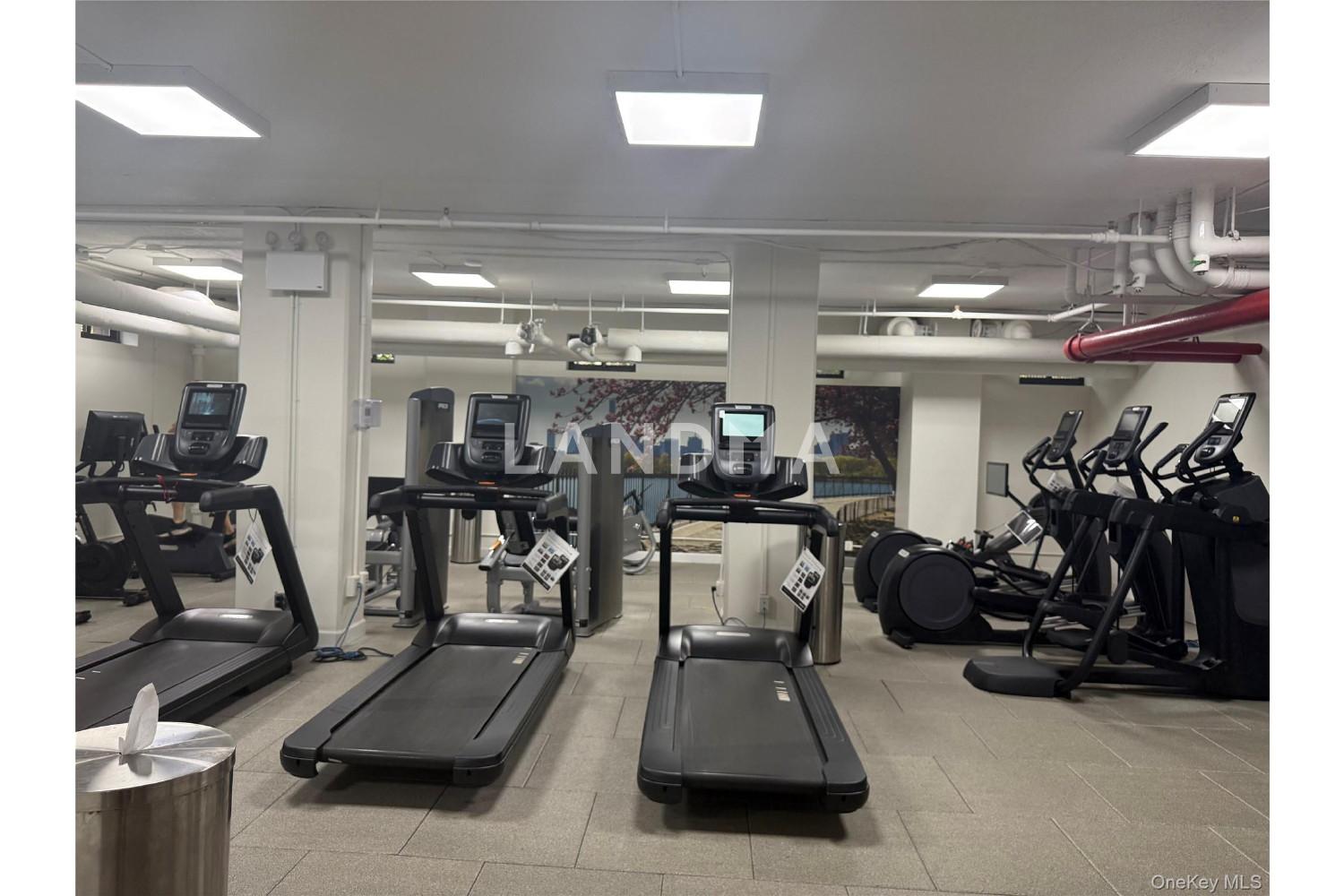 382 Central Park W  Unit 16U 官网图片 22