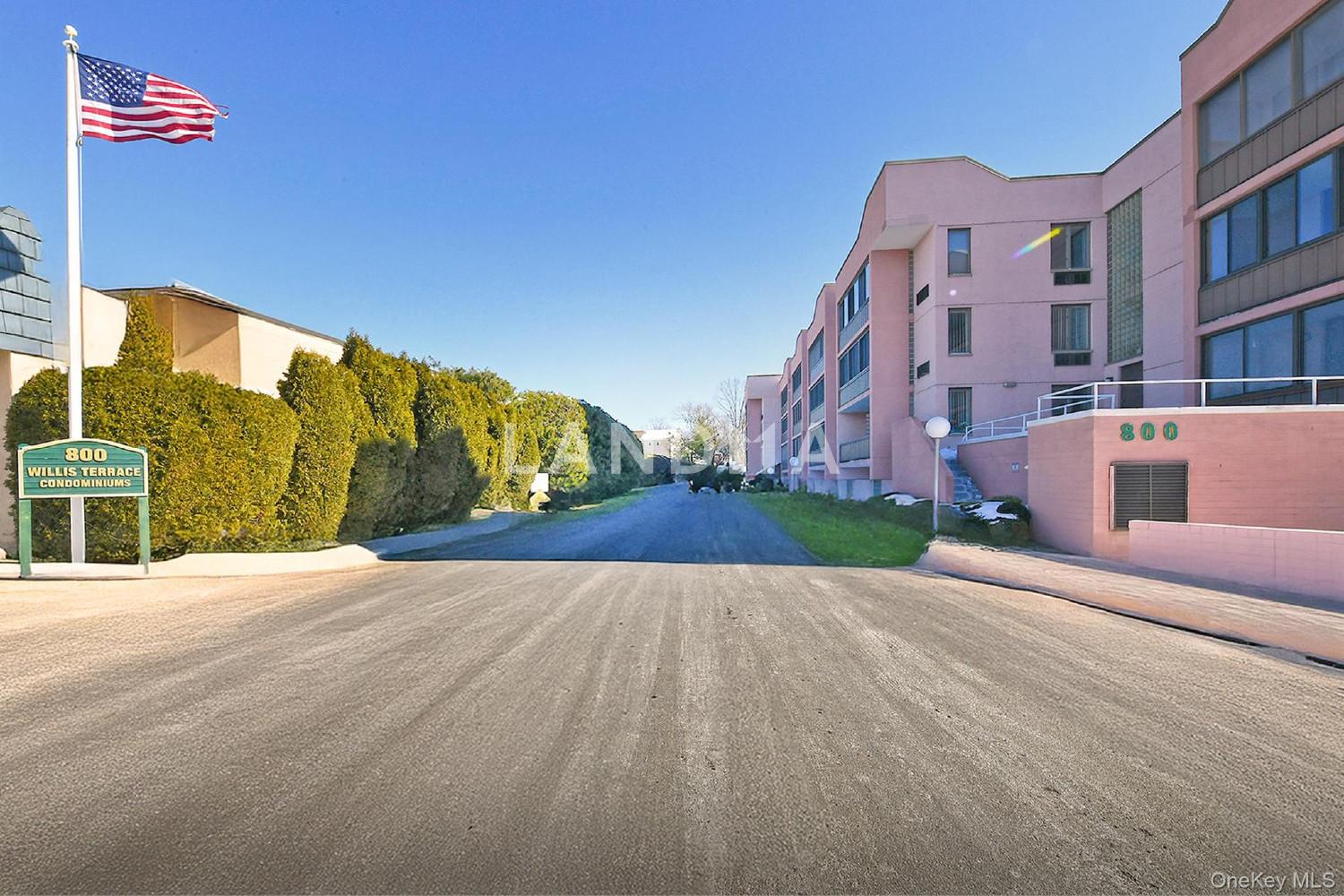 800 Willis Avenue  Unit 313