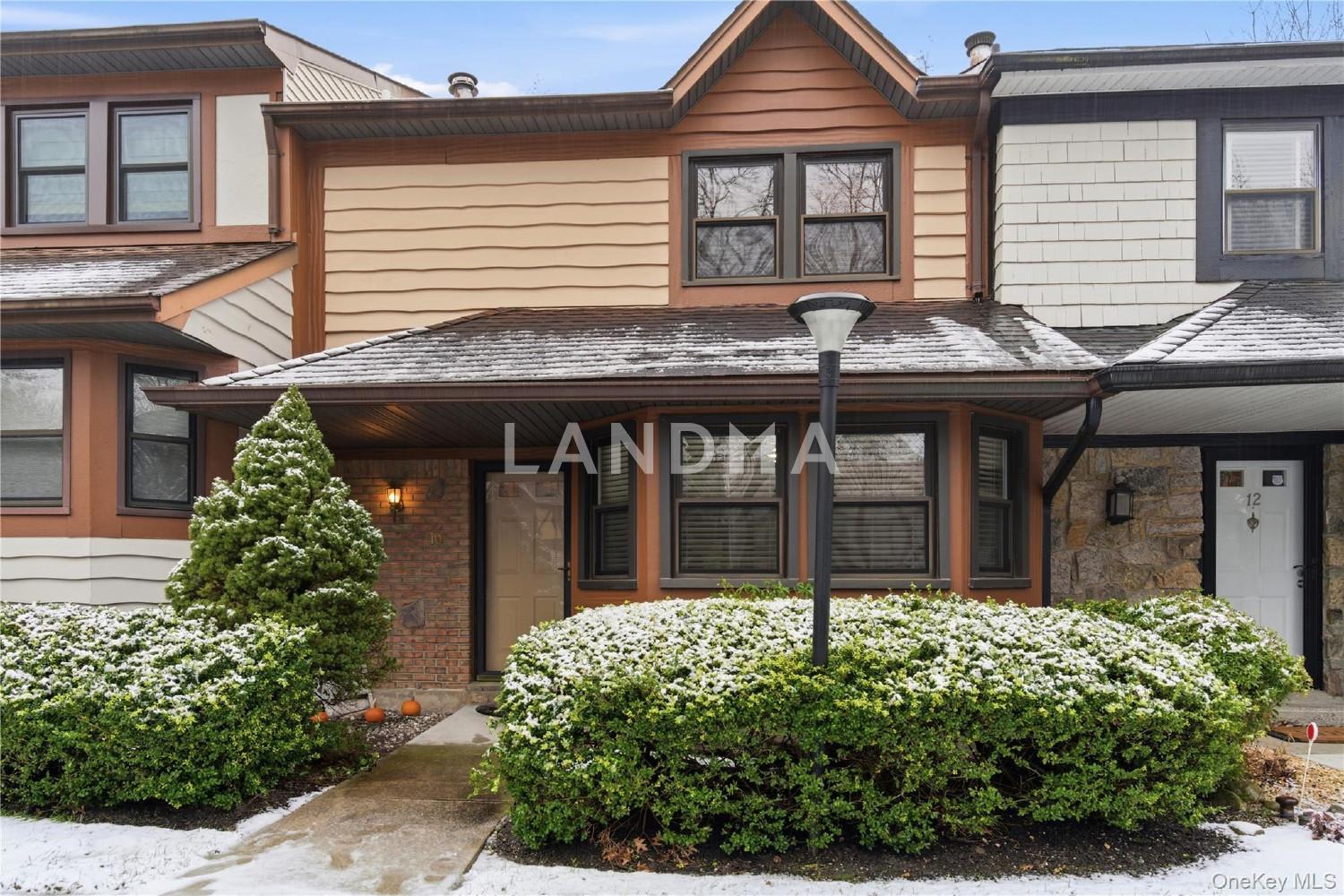 10 Hampton Way