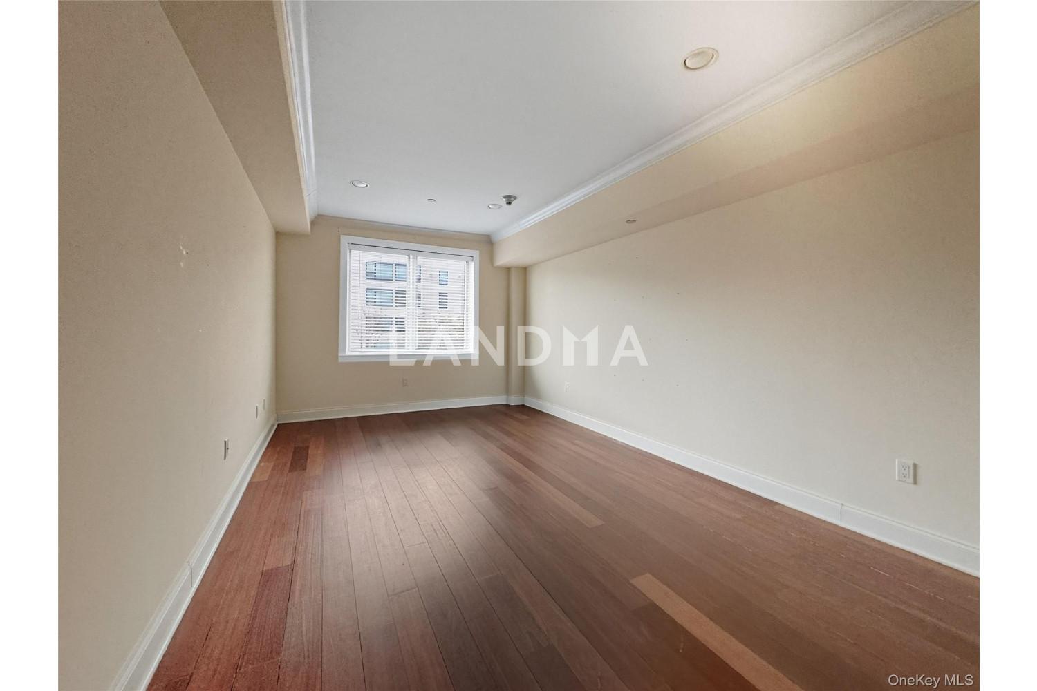 171 Great Neck Road  Unit 3H 官网图片 9