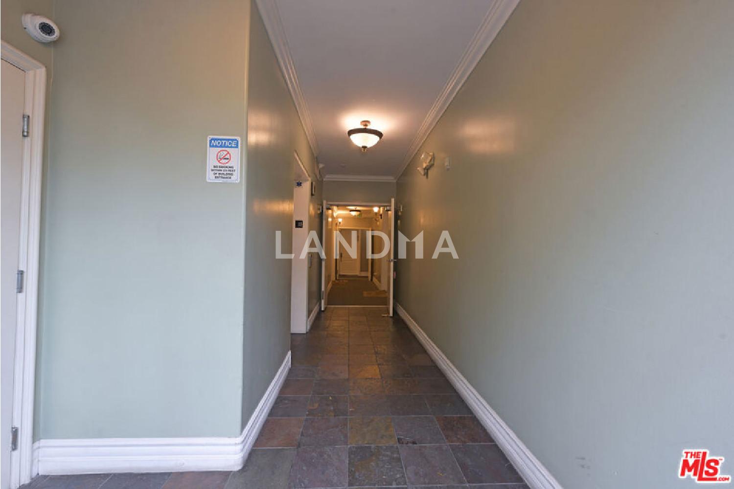 8555 Cashio Street #PH4 官网图片 32