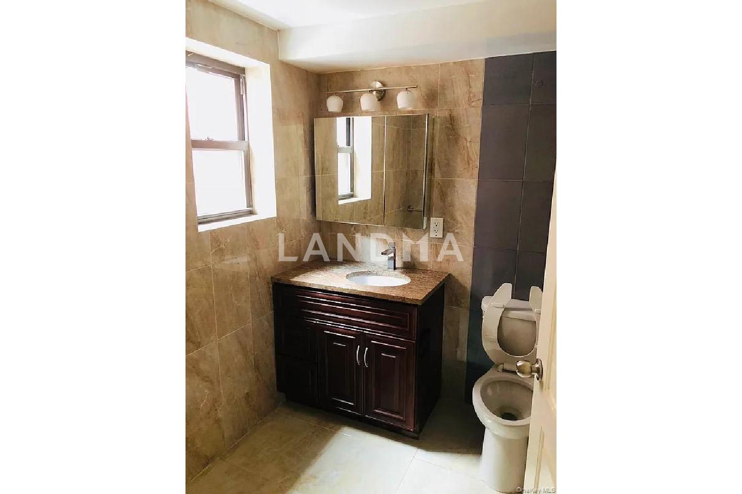 14917 Sanford Avenue  Unit 4A 官网图片 3