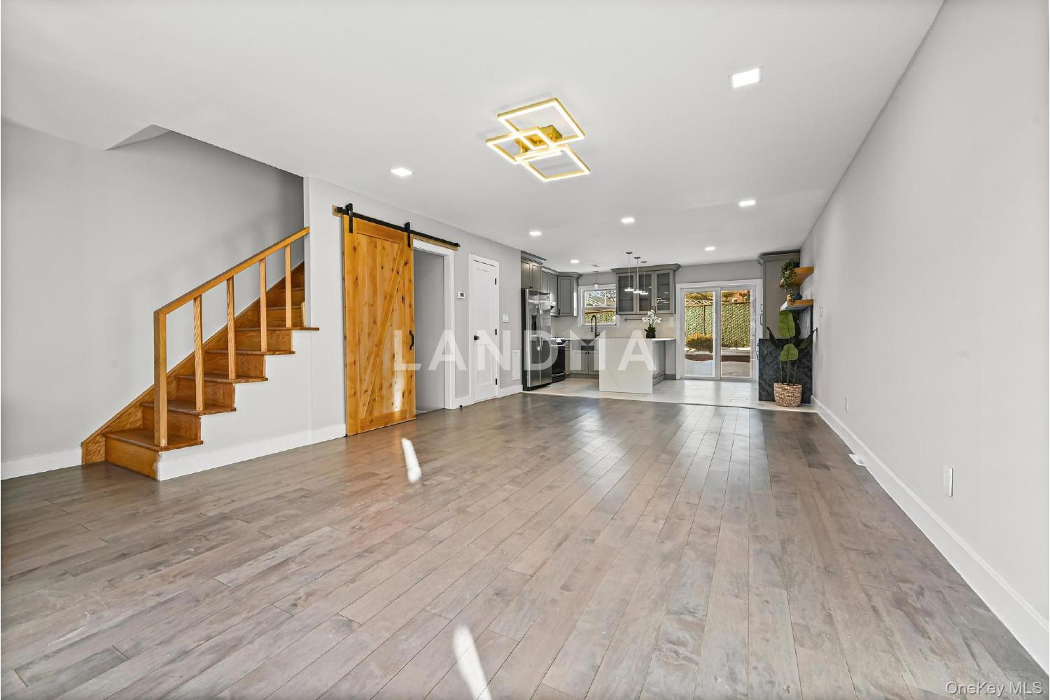 6305 Douglaston  Unit A 官网图片 3