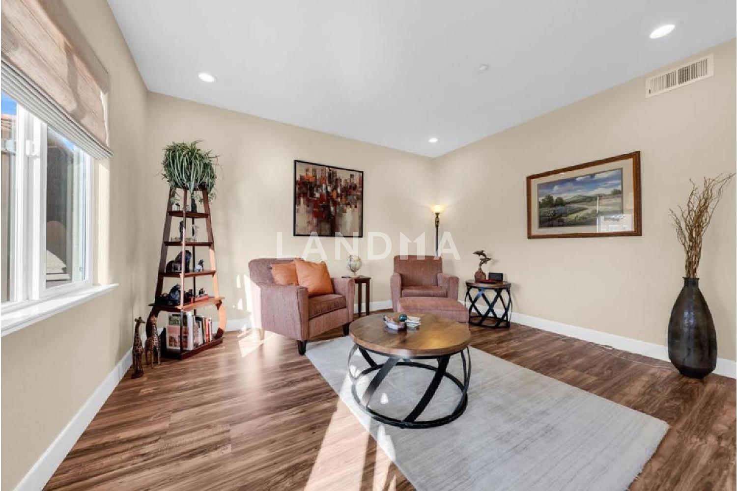 303 Mullinix Way 官网图片 16