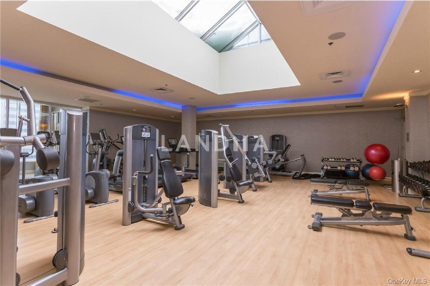 1 Renaissance Square  Unit PH40C 官网图片 23