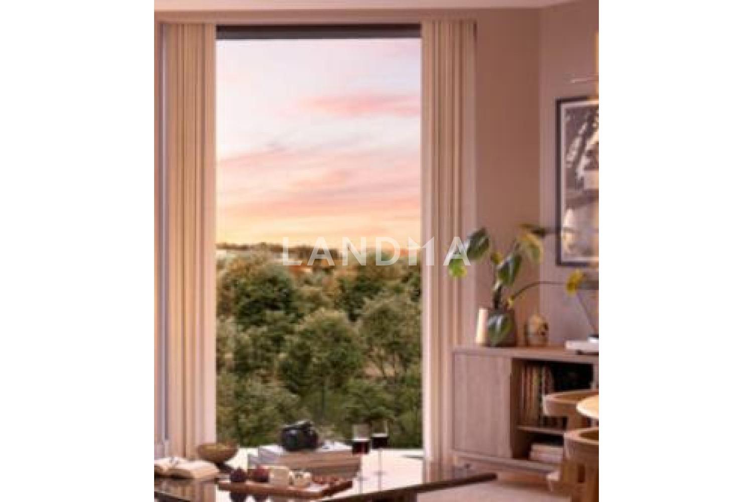 Victoria Riverside Crown View 官网图片 4