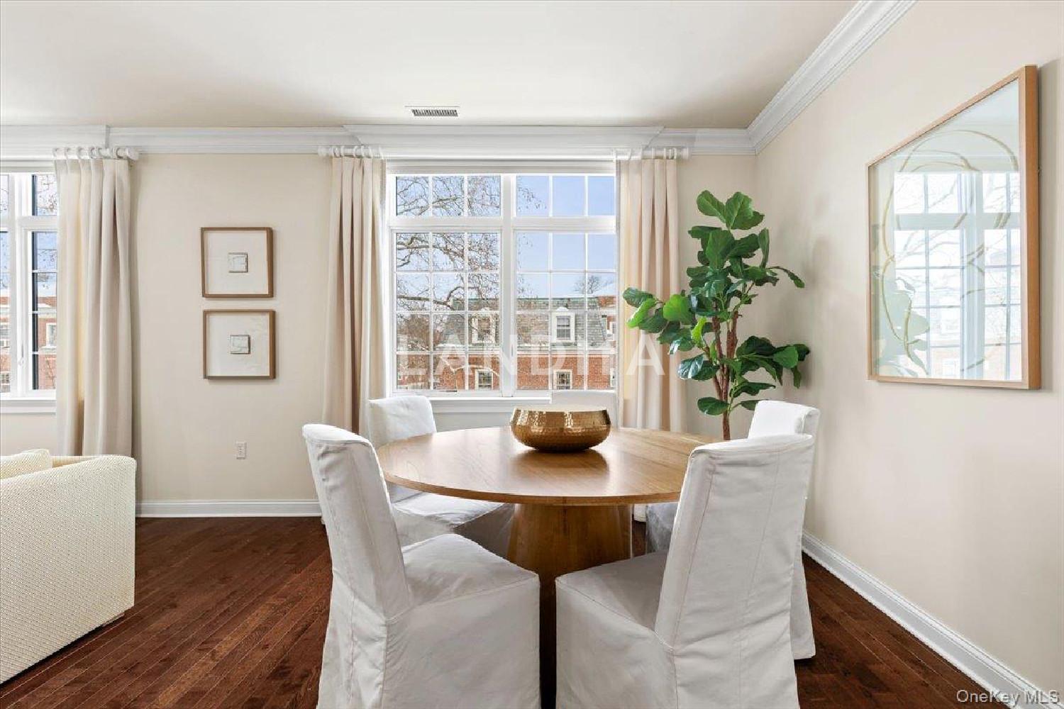1 Christie Place  Unit 402E 官网图片 9