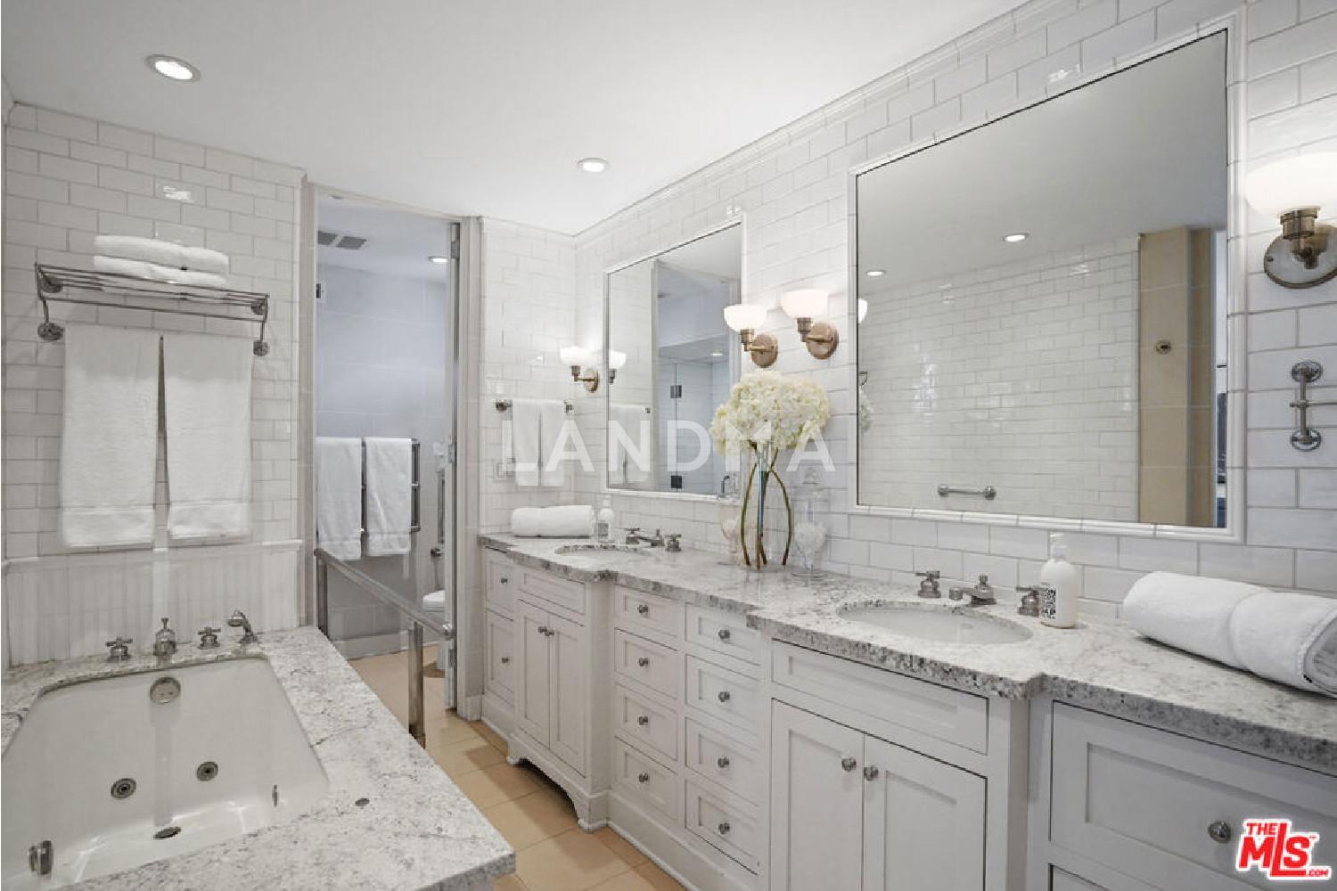 1100 Alta Loma Road #904 官网图片 16
