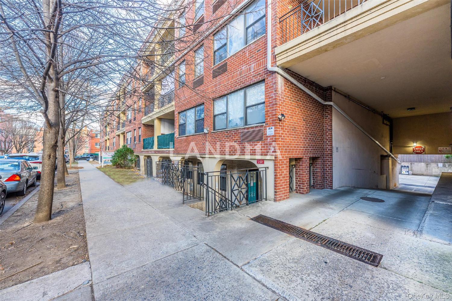 71-19 162nd Street  Unit 3D 官网图片 2