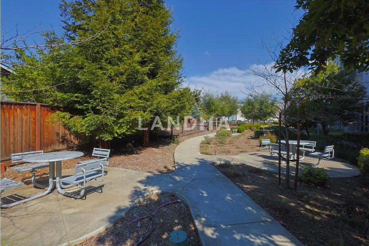 1863 Dobbin Drive 官网图片 23