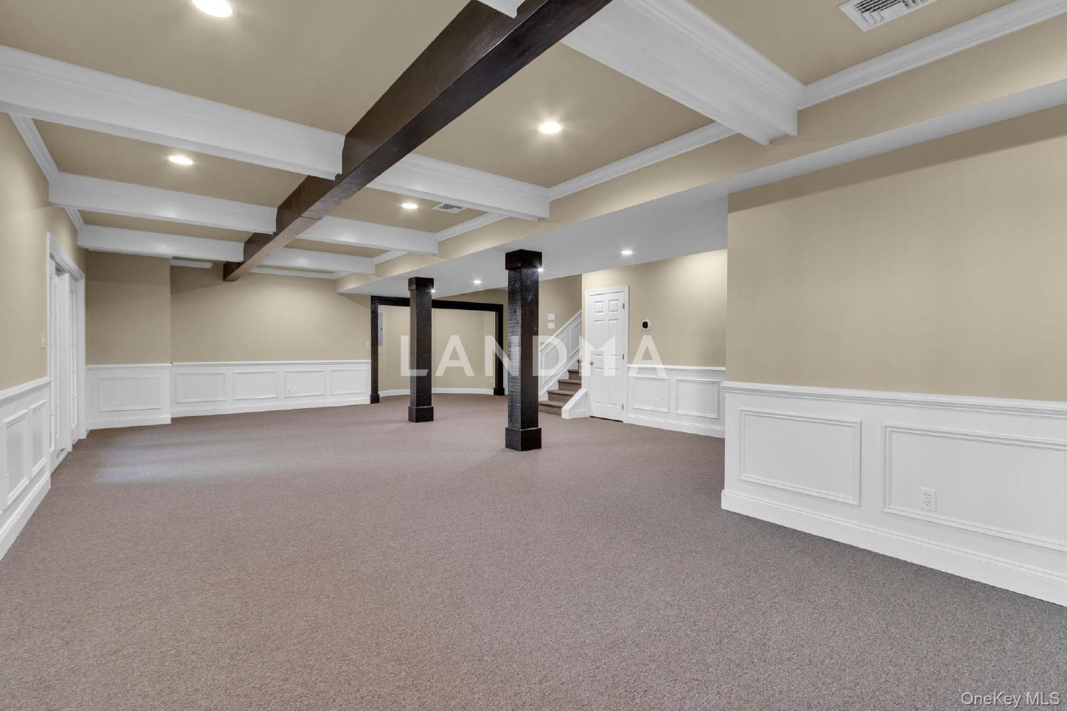 2 Bethpage Court 官网图片 32