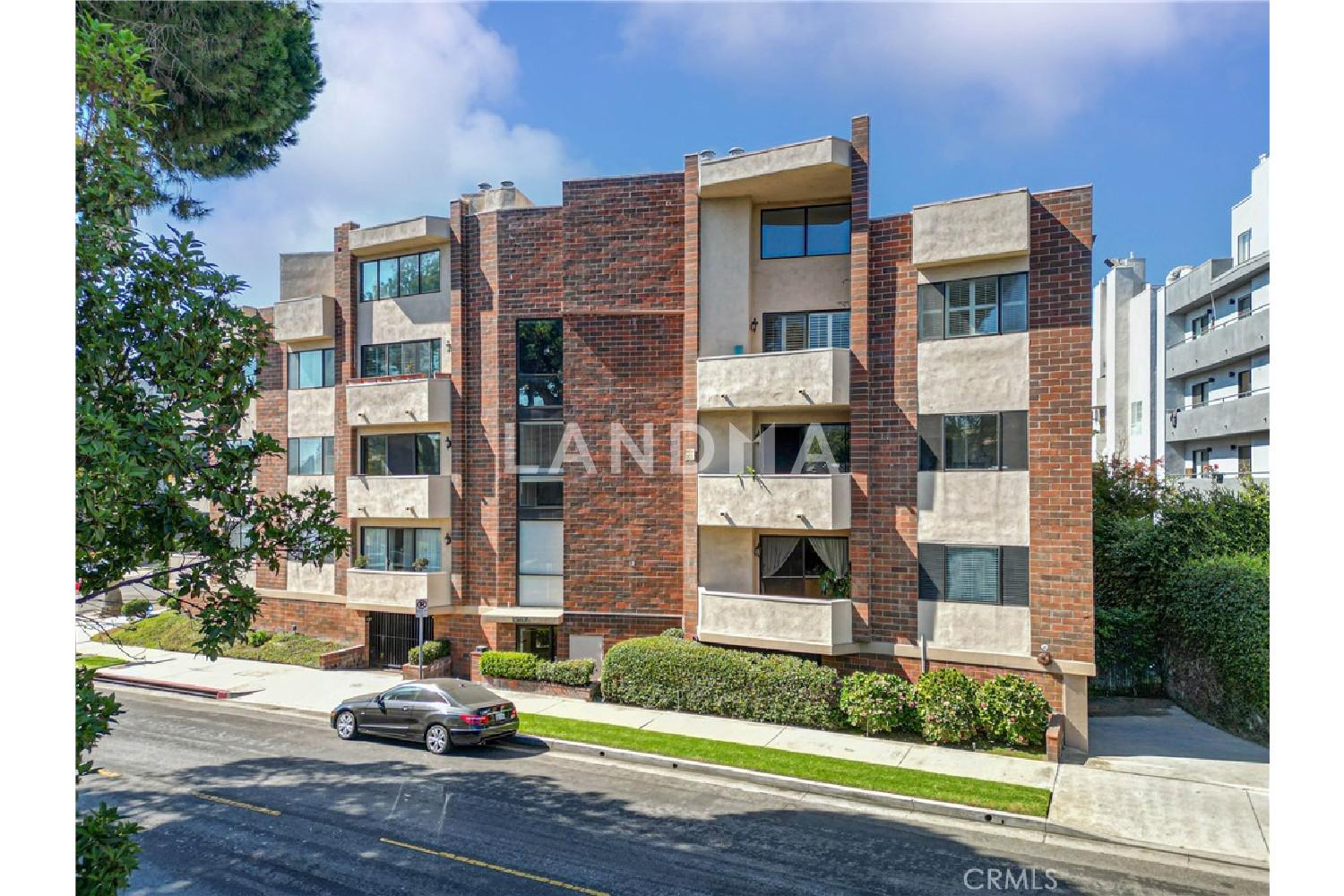 1567 Westholme Avenue #4A