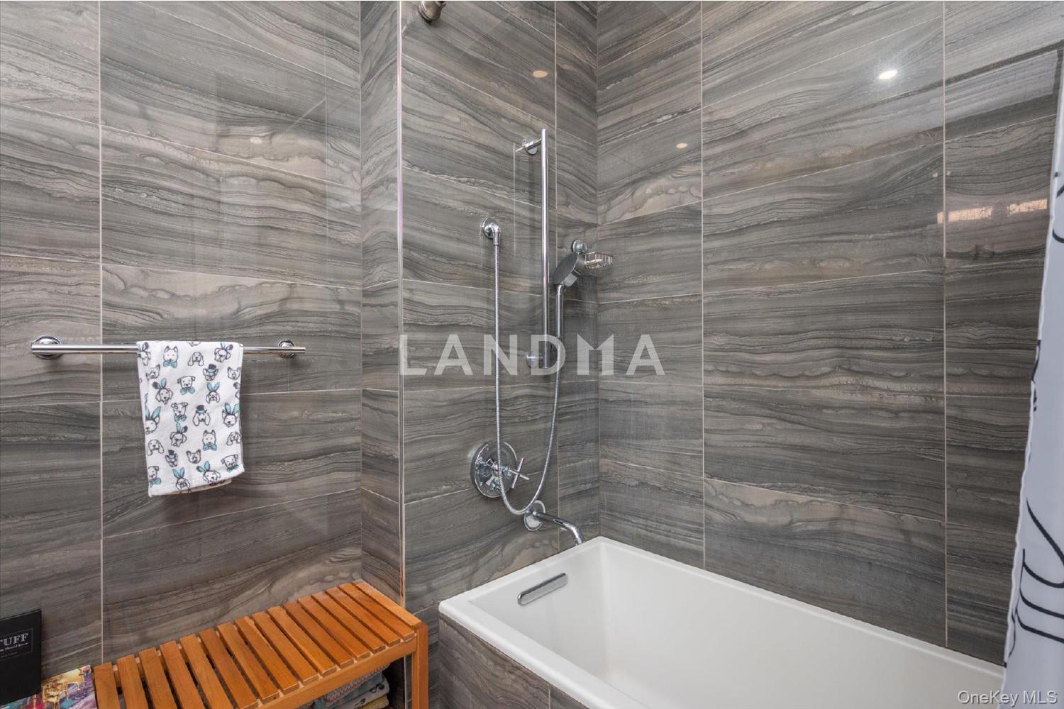 100 Garvies Point Road  Unit 1042 官网图片 17