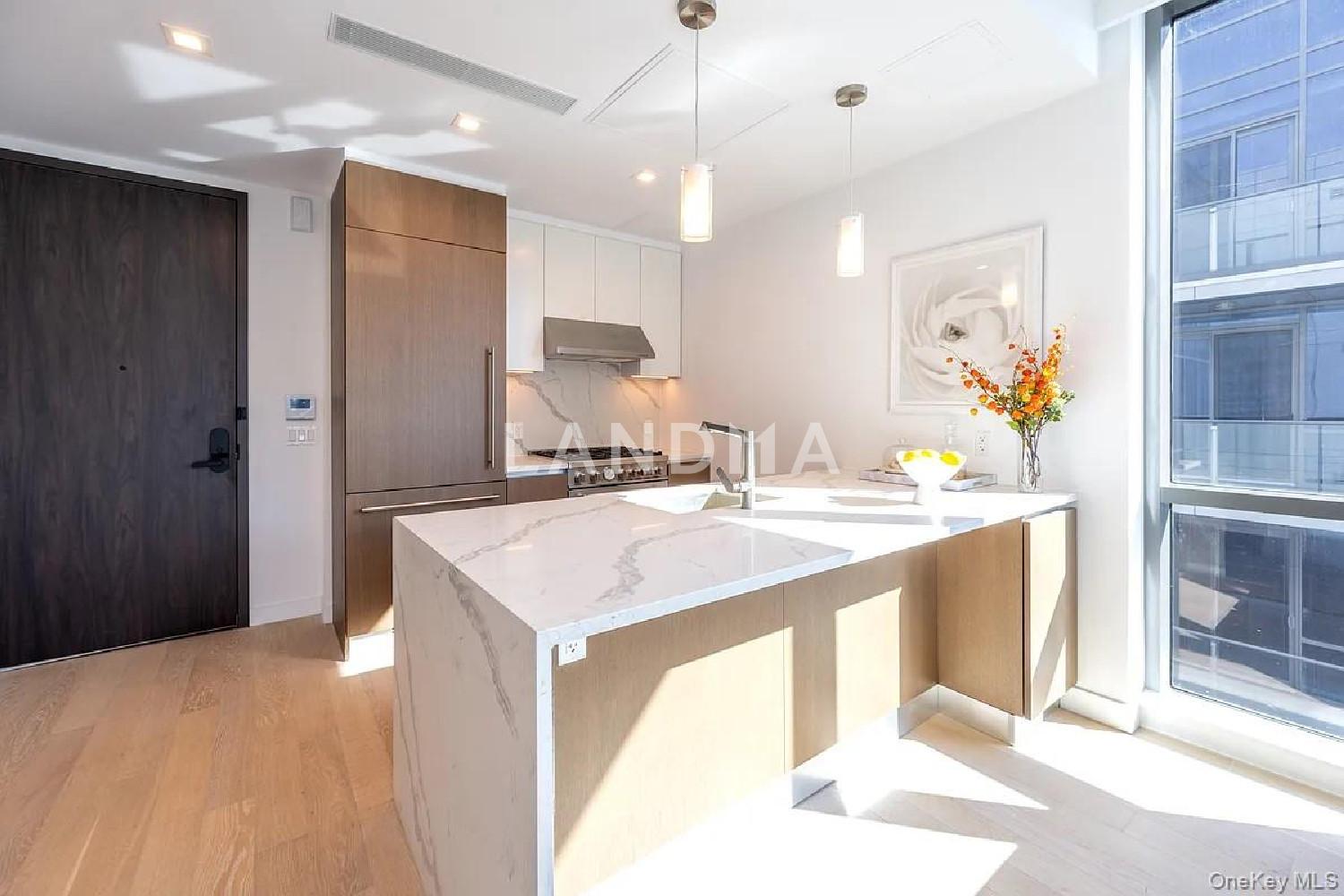 33-66 Farrington Street  Unit 14J