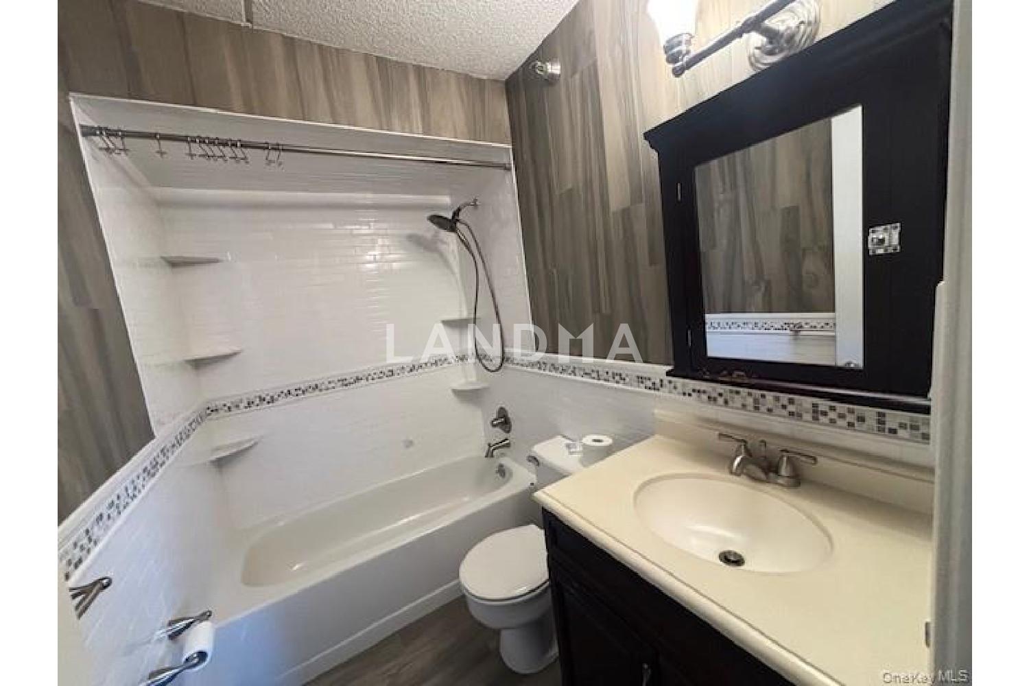 205 Mineola Boulevard  Unit 4D 官网图片 11