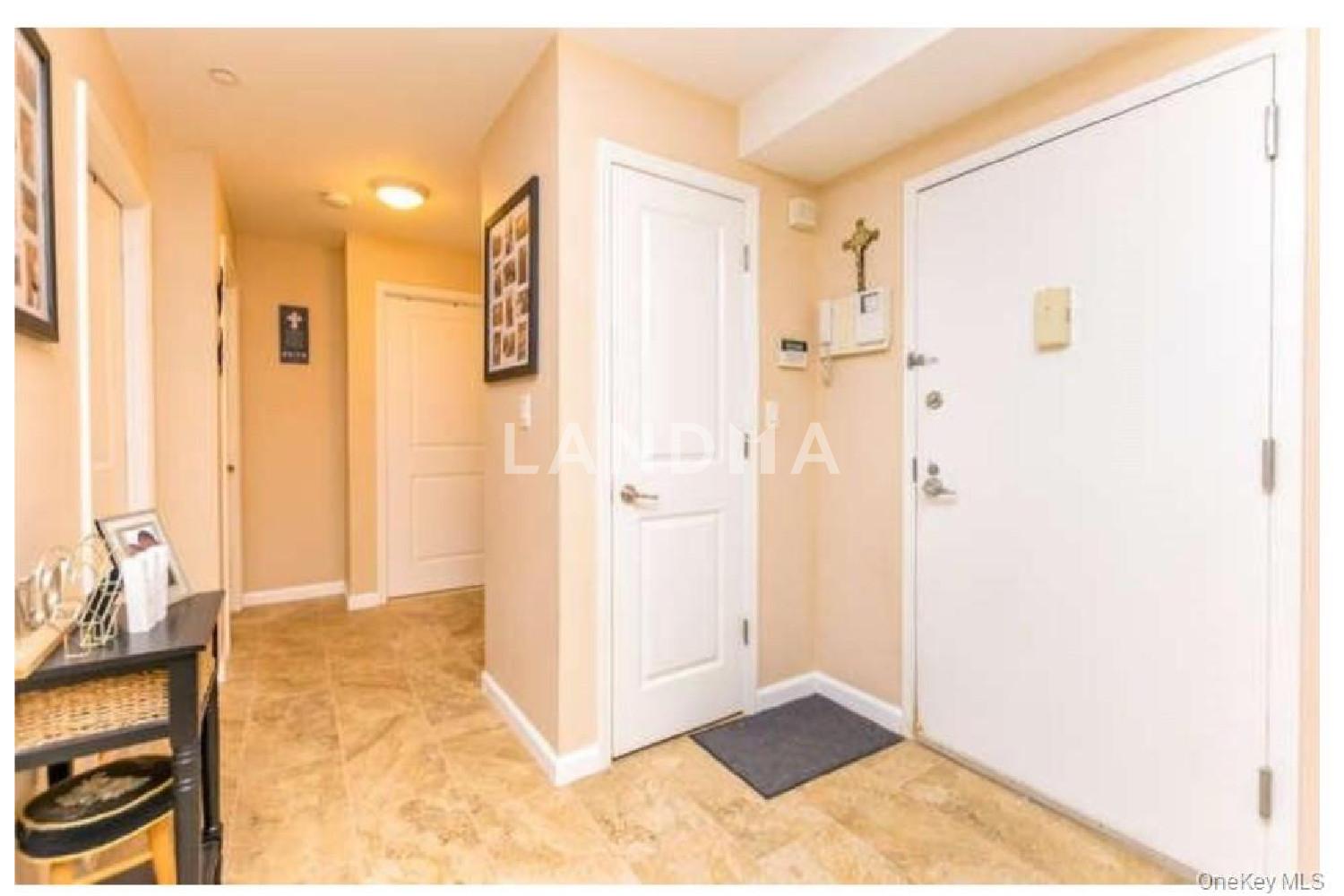 1490 Outlook Avenue  Unit 1A 官网图片 2