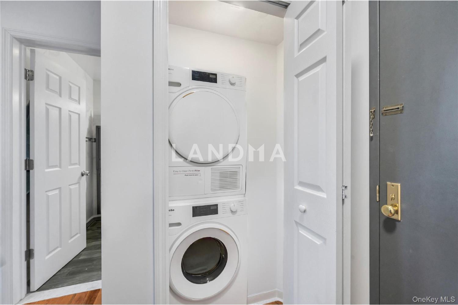 30-63 31st Street  Unit 301 官网图片 5