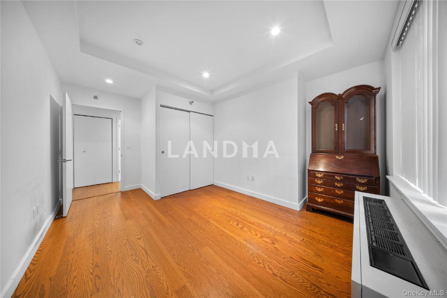 40-22 College point Boulevard  Unit 6H 官网图片 15