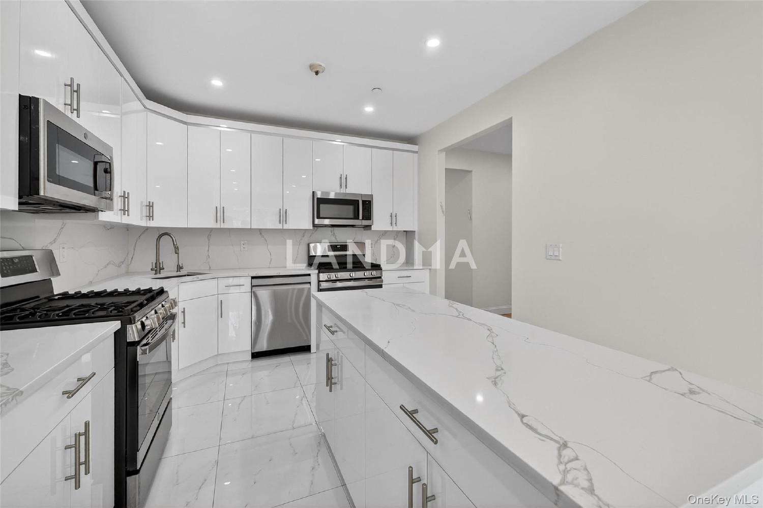 2 Bluefield Drive  Unit 103 官网图片 12