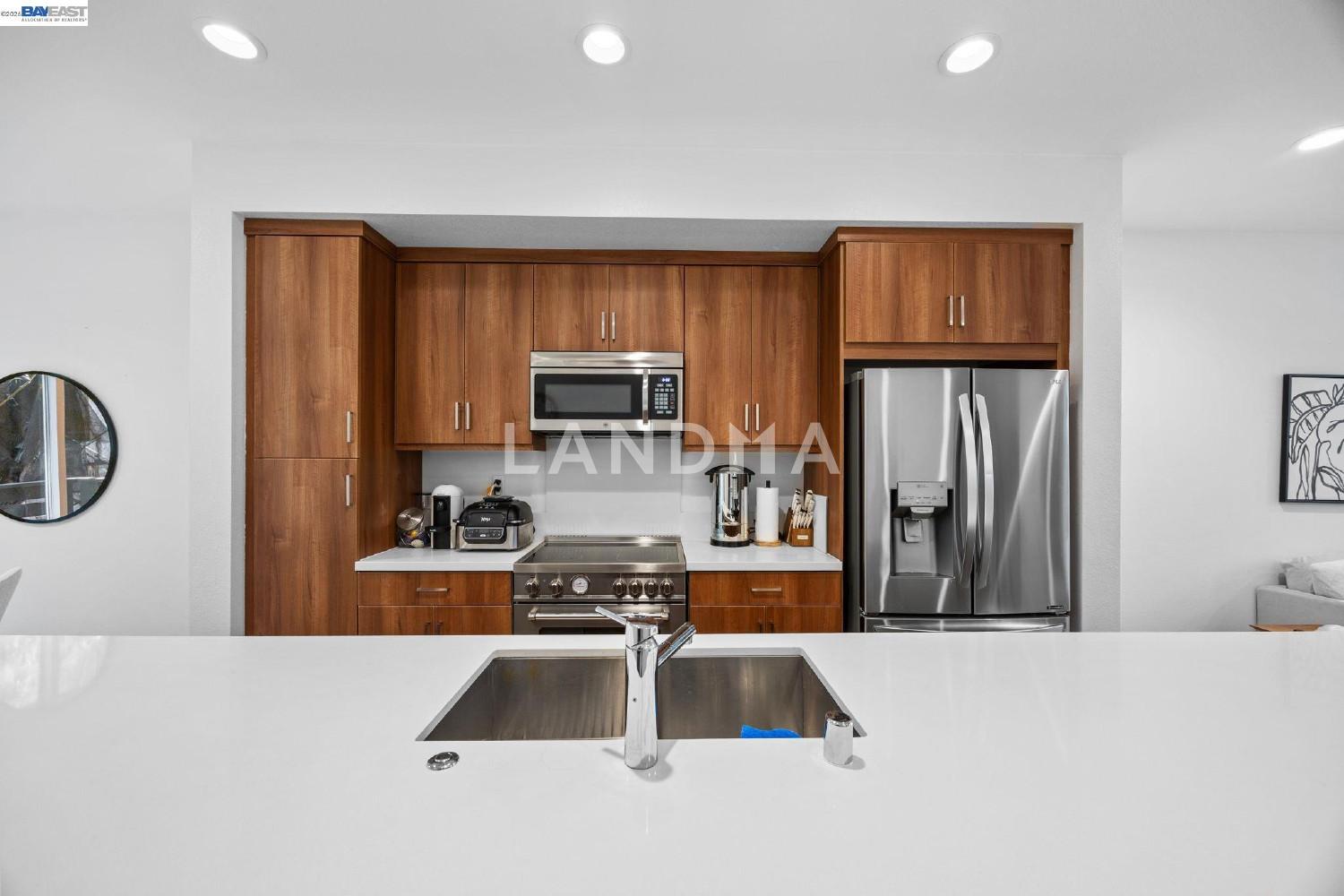 117 Uptown Cir 官网图片 3