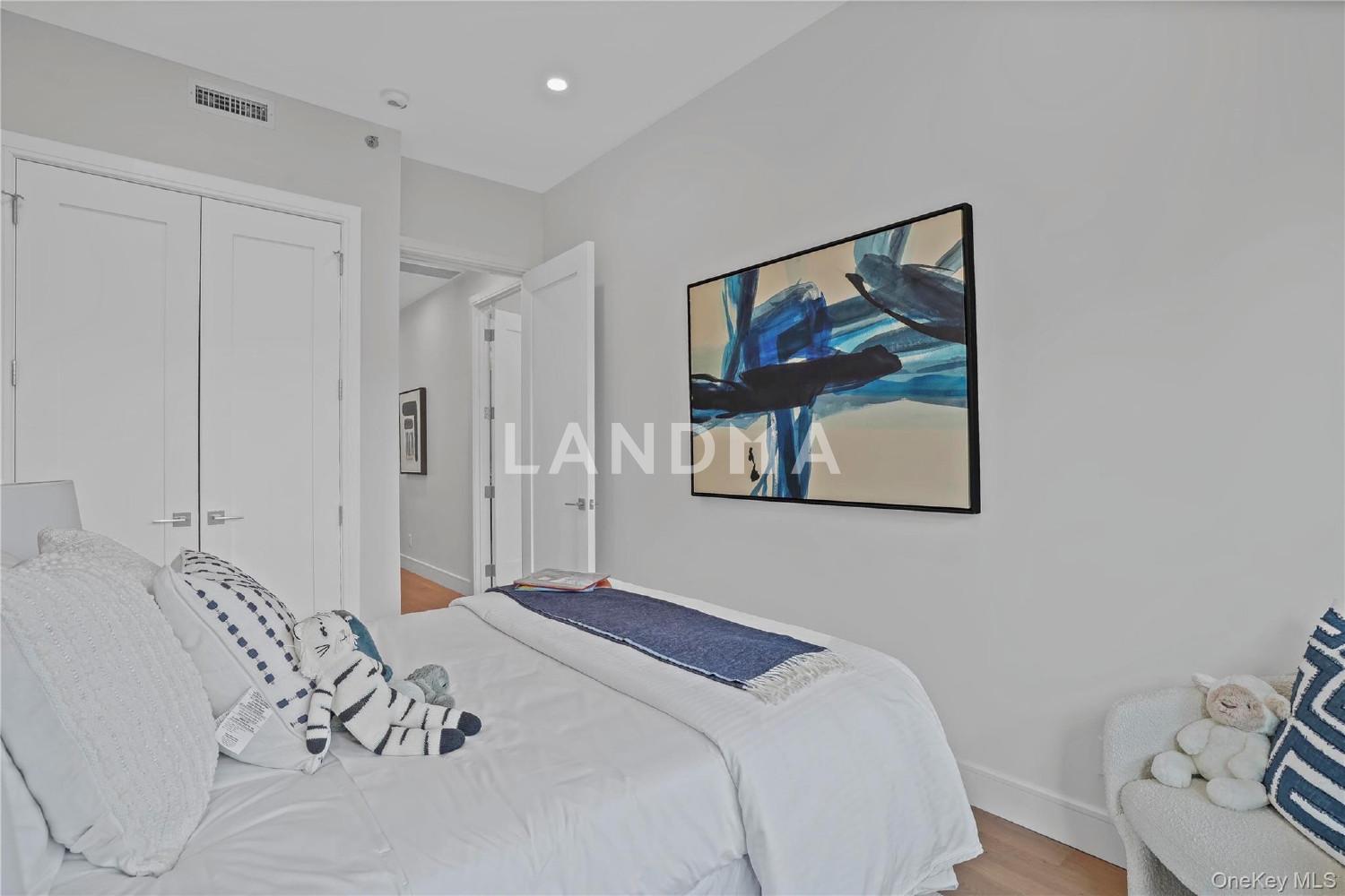 2131 Shore Boulevard  Unit 1-E 官网图片 10