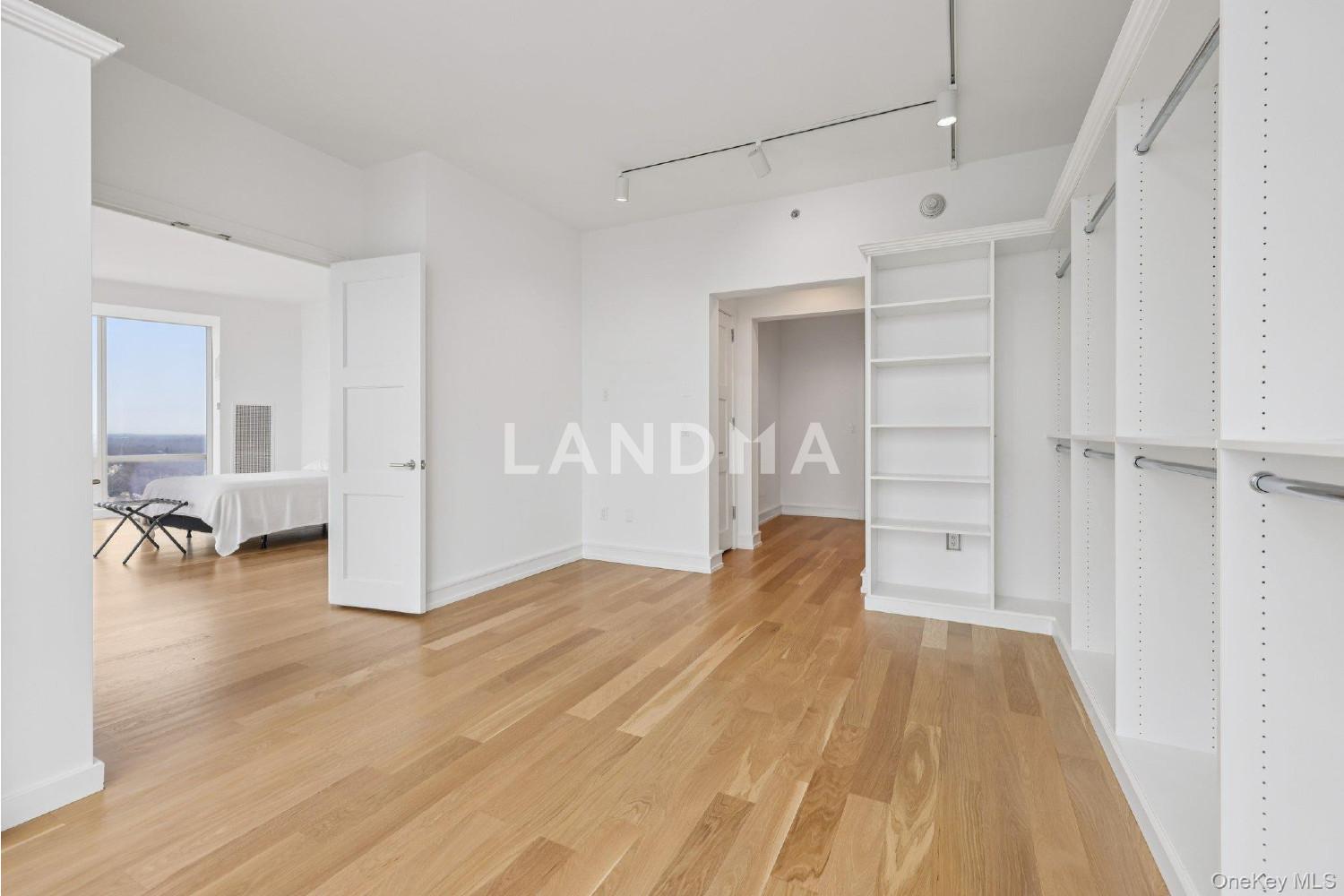 1 Renaissance Square  Unit PH40C 官网图片 15
