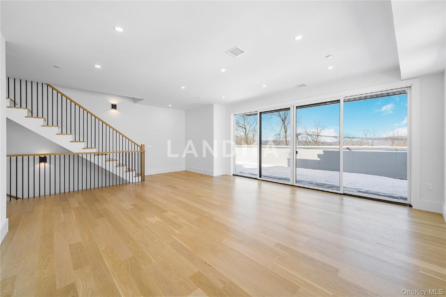 156 Palisade Street  Unit C 官网图片 11