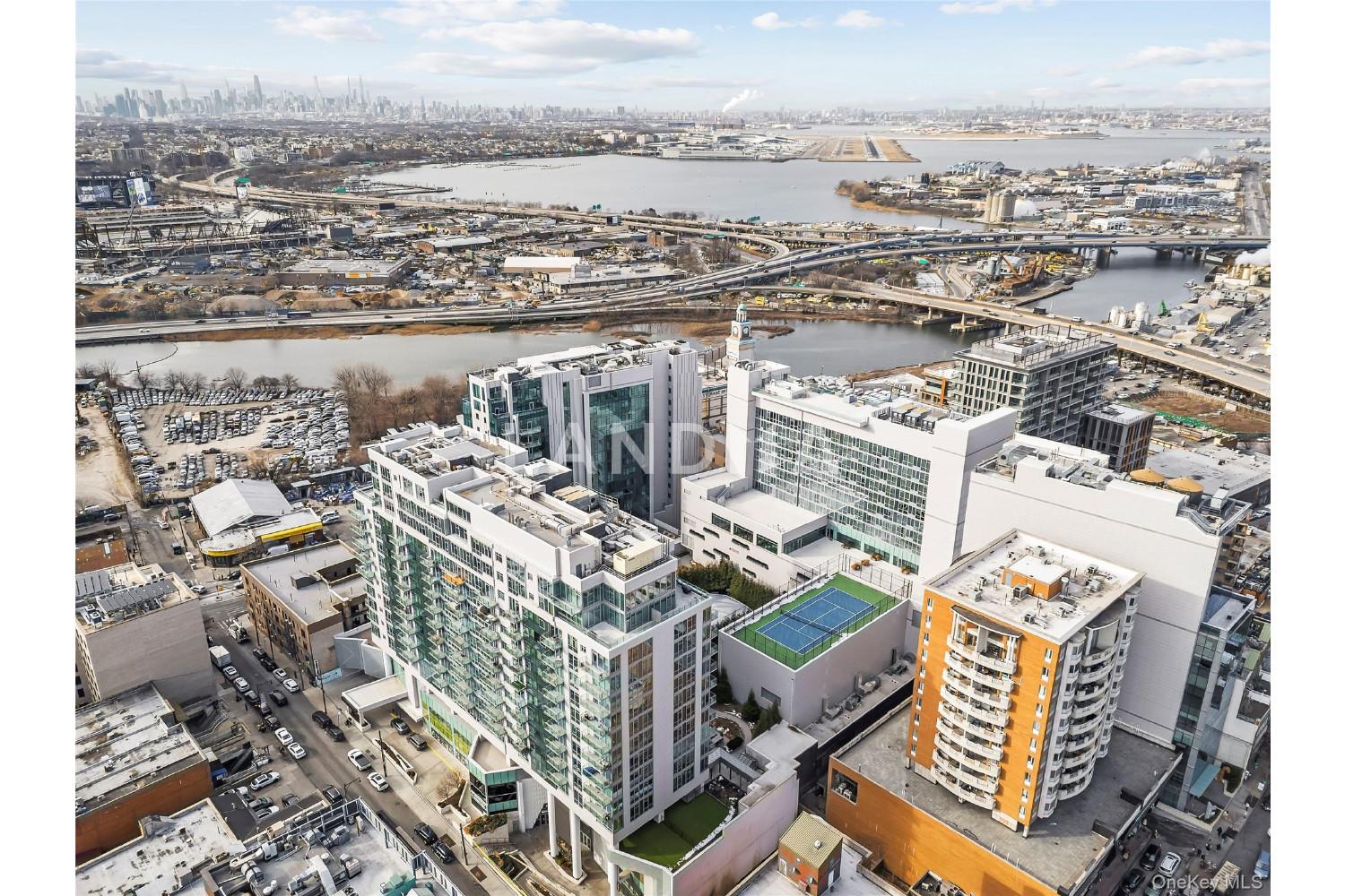 13327 39th Avenue  Unit 3H 官网图片 28