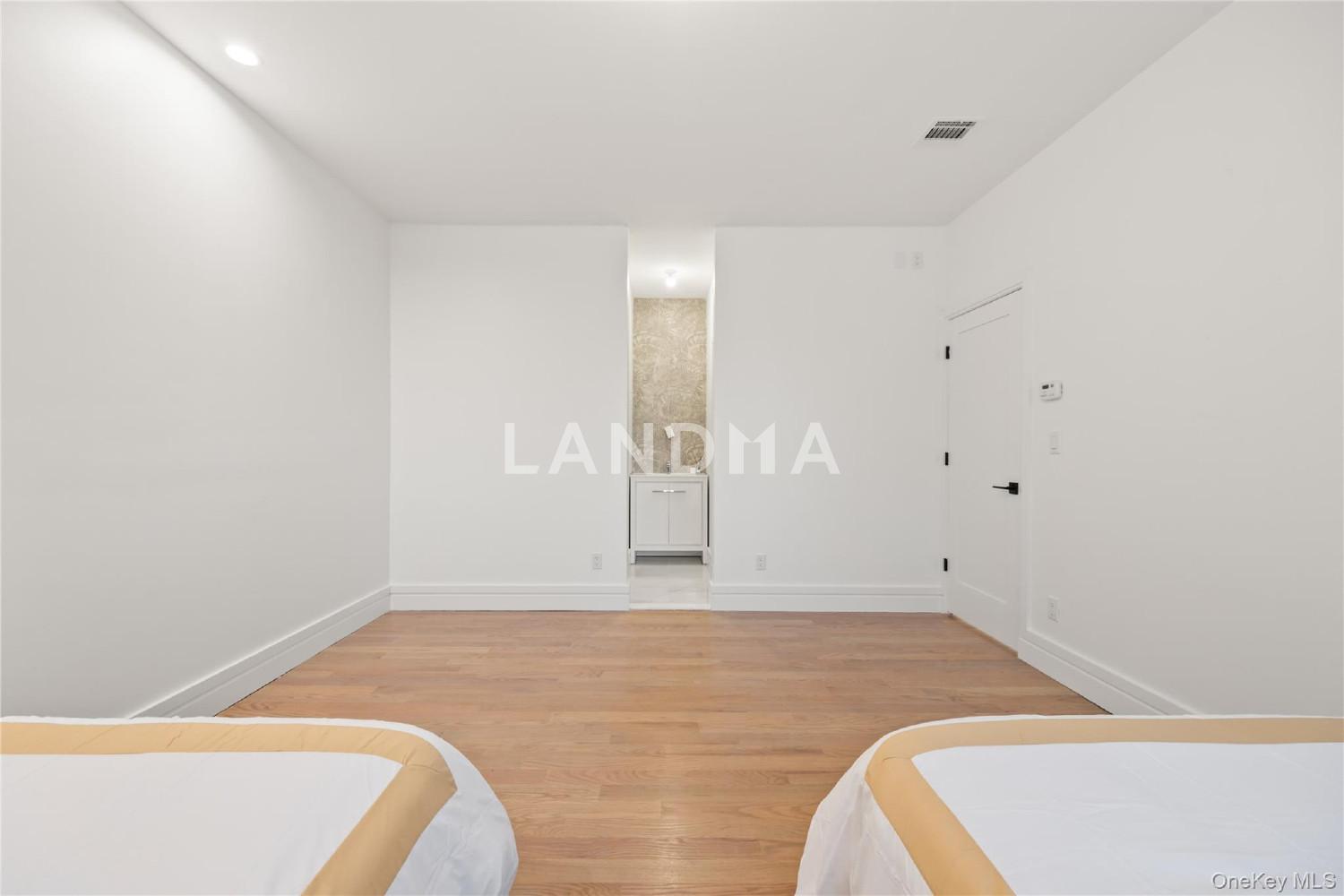8 Memorial Park Drive  Unit 202 官网图片 20