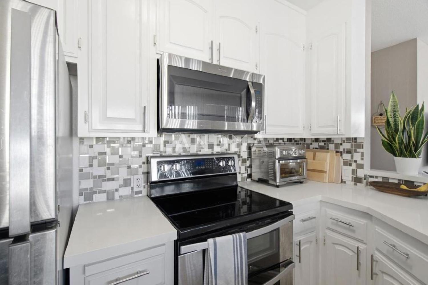 1111 Bay Street #307 官网图片 22