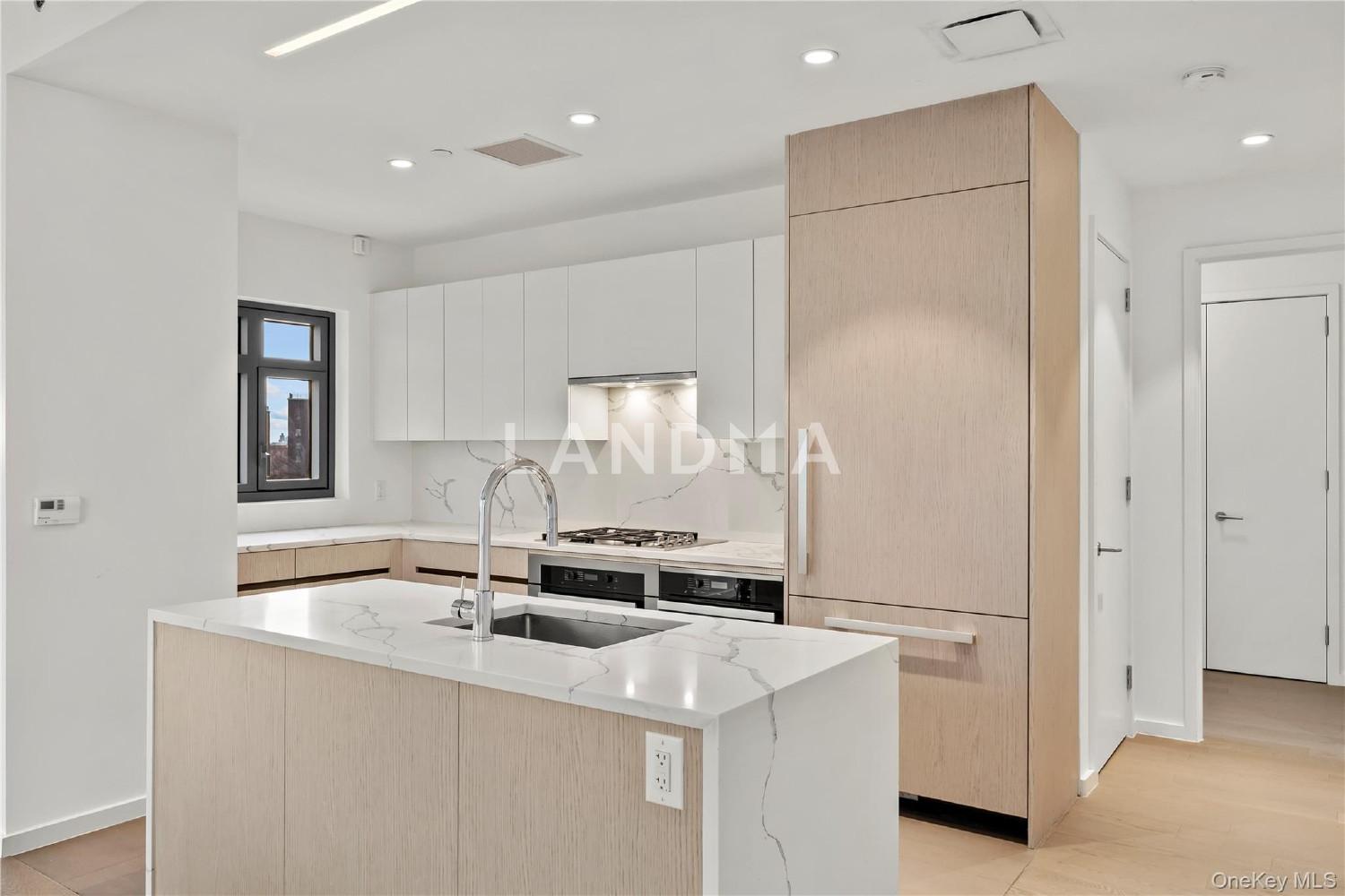 13327 39th Avenue  Unit 3H 官网图片 6