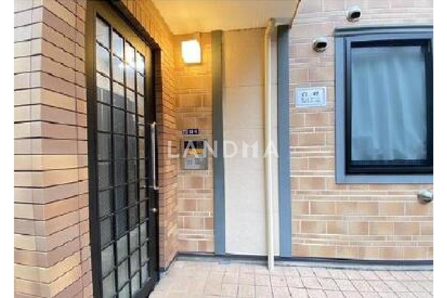 東京都新宿区西新宿5丁目18-6 一棟売りアパート 164.99㎡