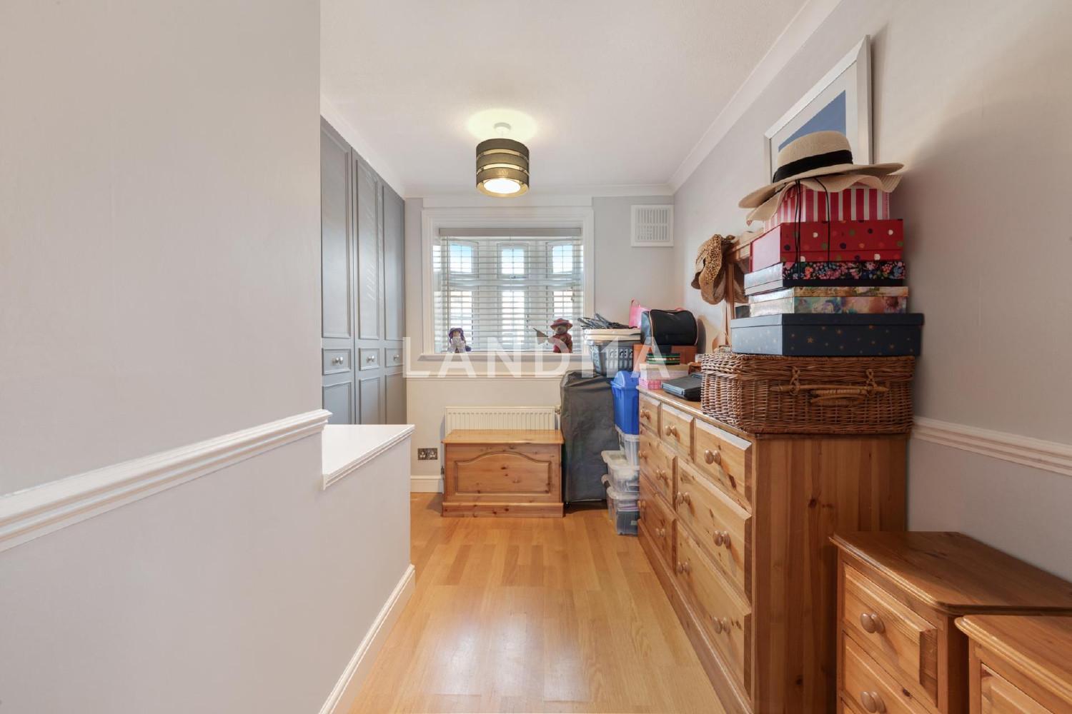 South Molton Road 官网图片 6