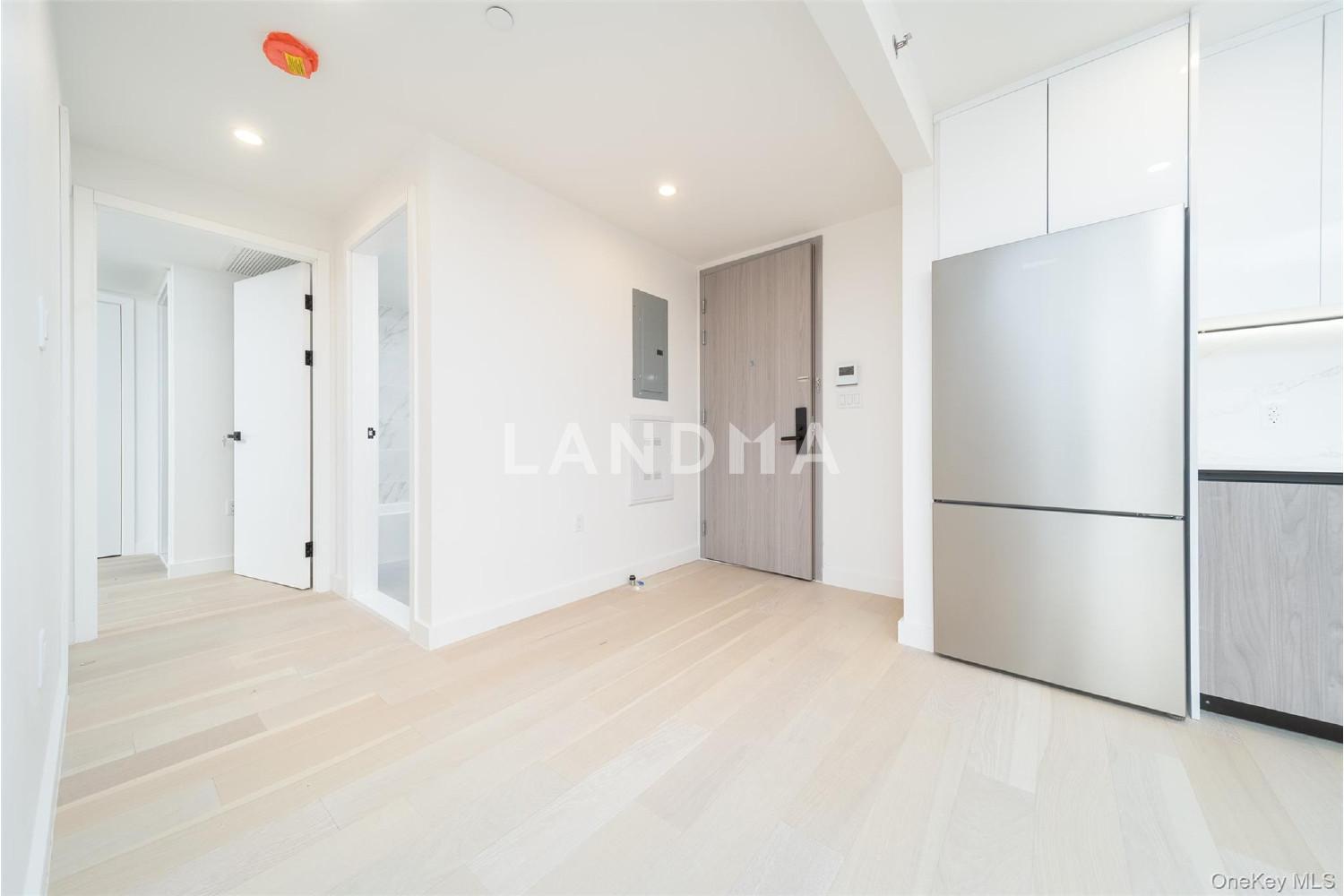 14449 Northern Boulevard  Unit 525 官网图片 13