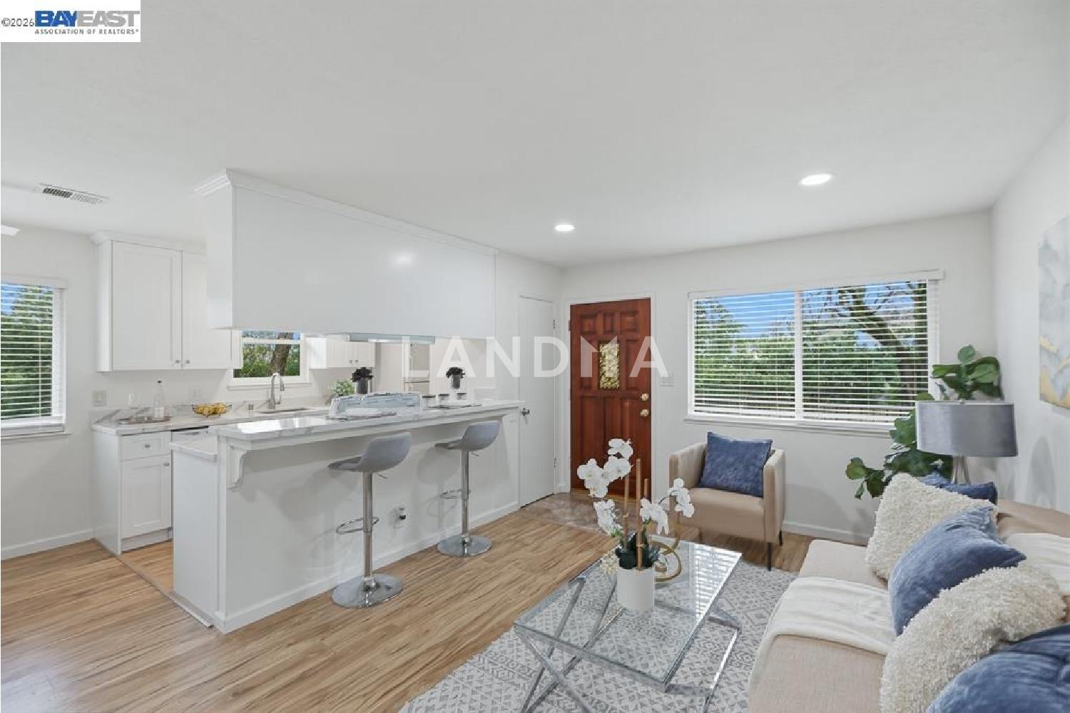 2204 Segundo Ct #4