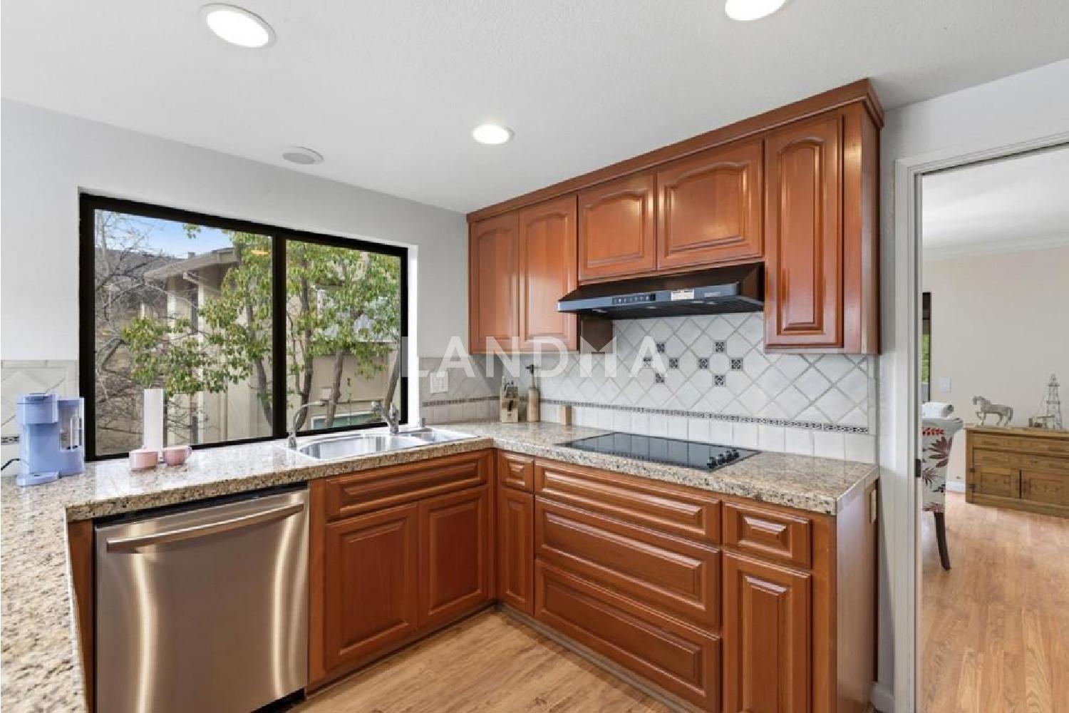 8449 Traminer Court 官网图片 16