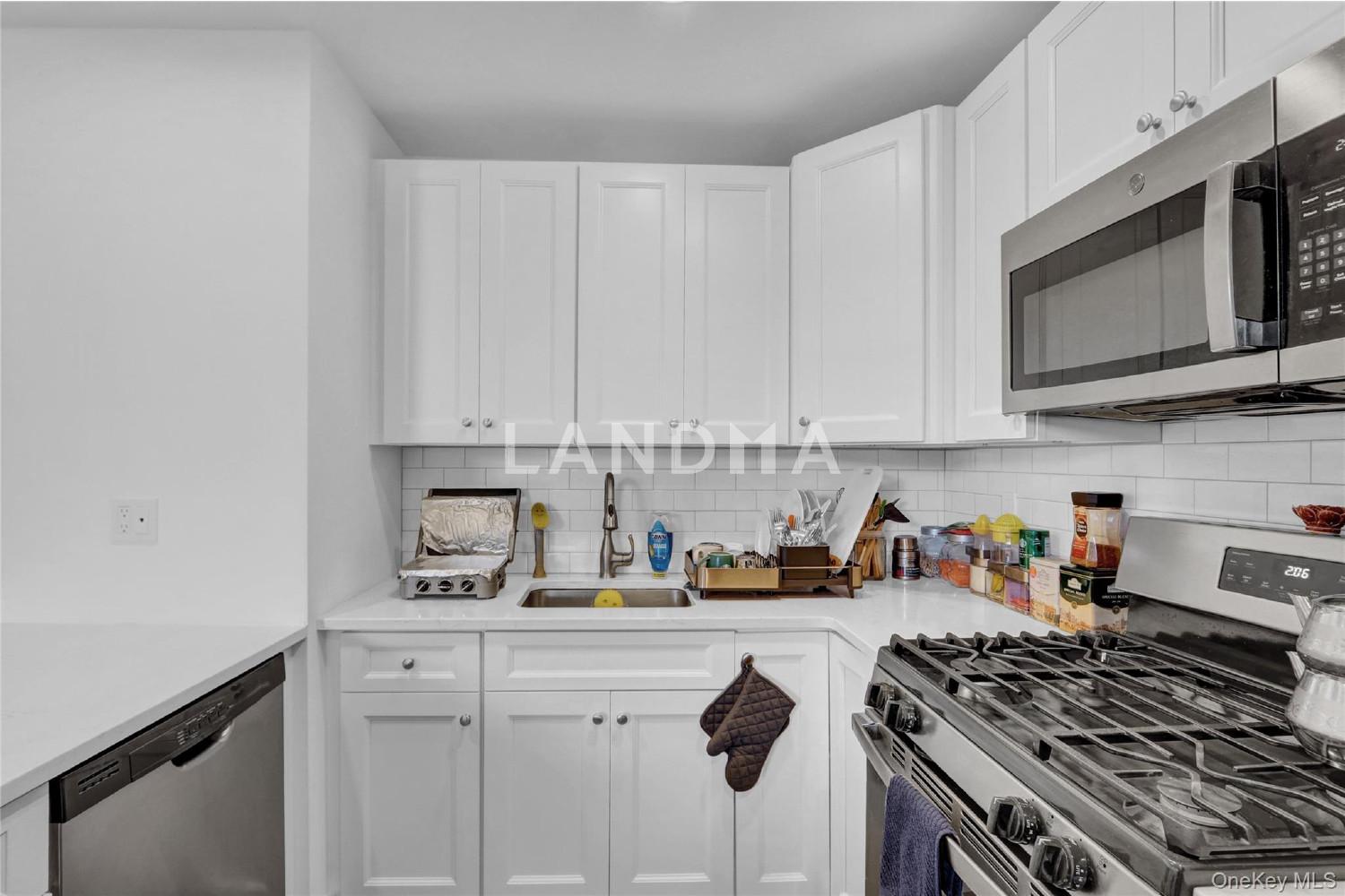 704 Breton Way  Unit 704 官网图片 12