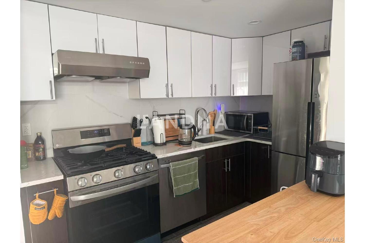 6518 Austin Street  Unit 4G 官网图片 6
