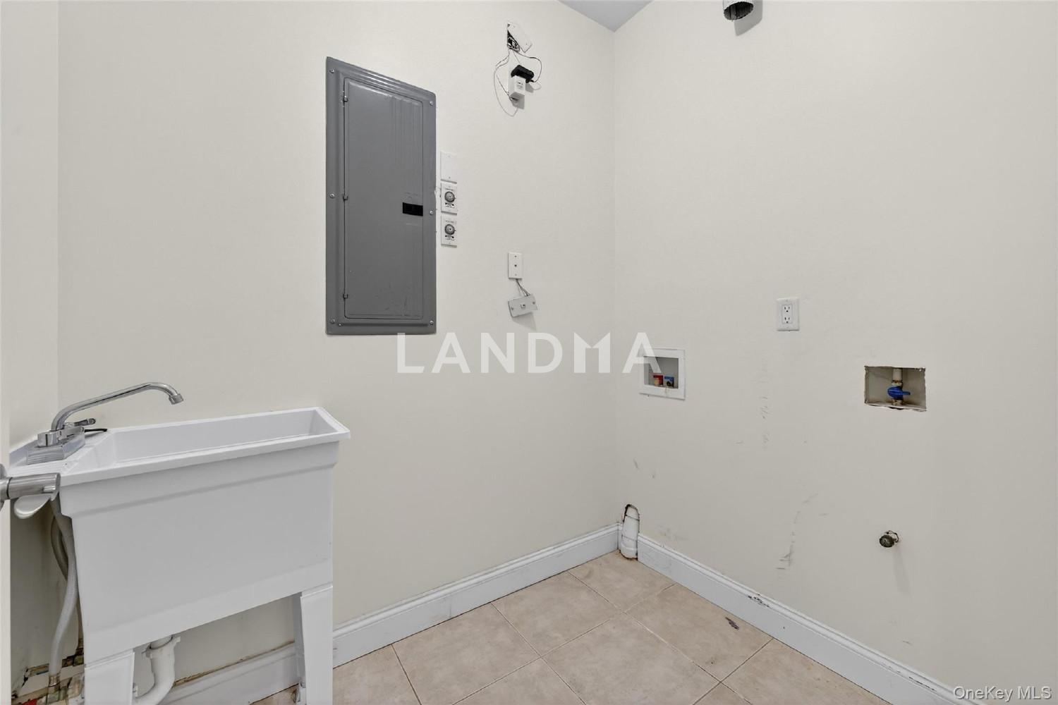 2 Bluefield Drive  Unit 103 官网图片 29