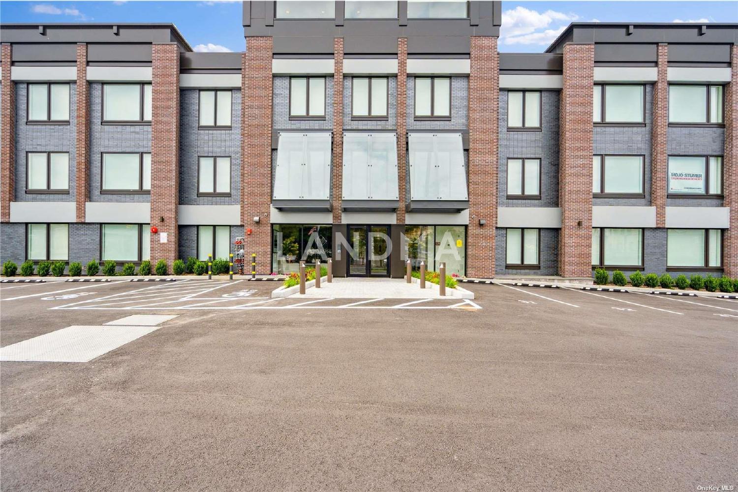 218 Middle Neck Road  Unit 108 官网图片 13
