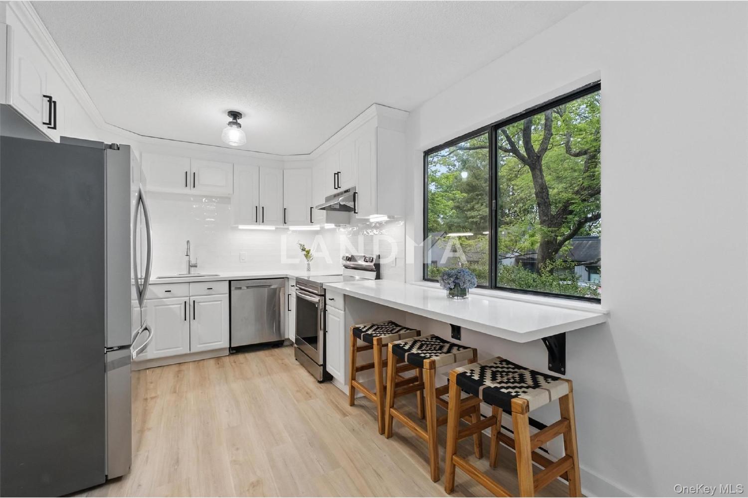 348 Heritage Hills  Unit A