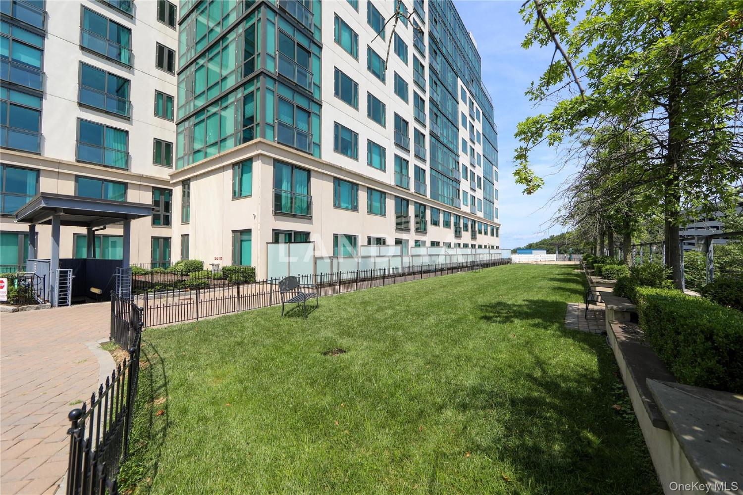 701 Ridge Hill Boulevard  Unit 1J 官网图片 14