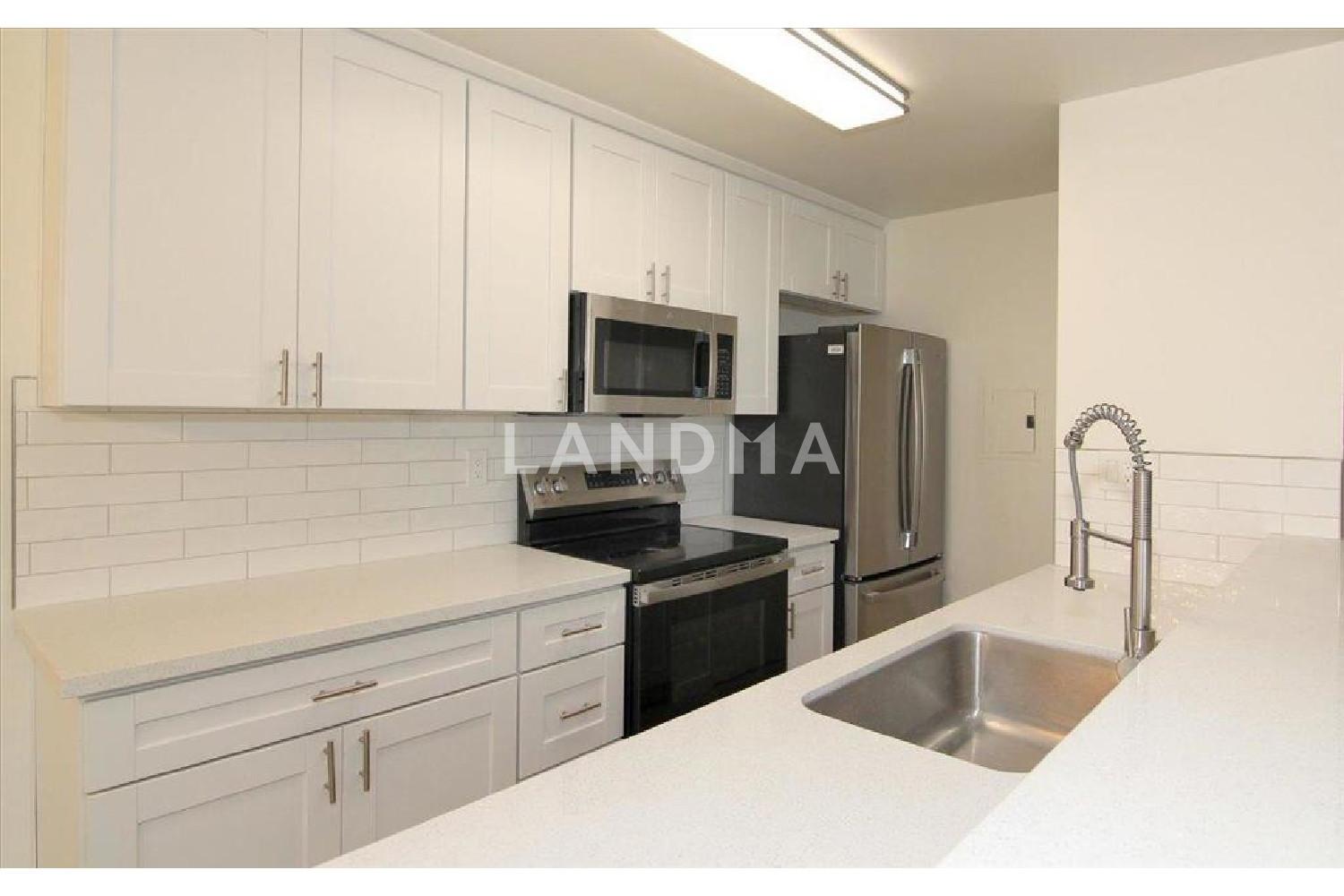 4435 Diamond Street #2 官网图片 3