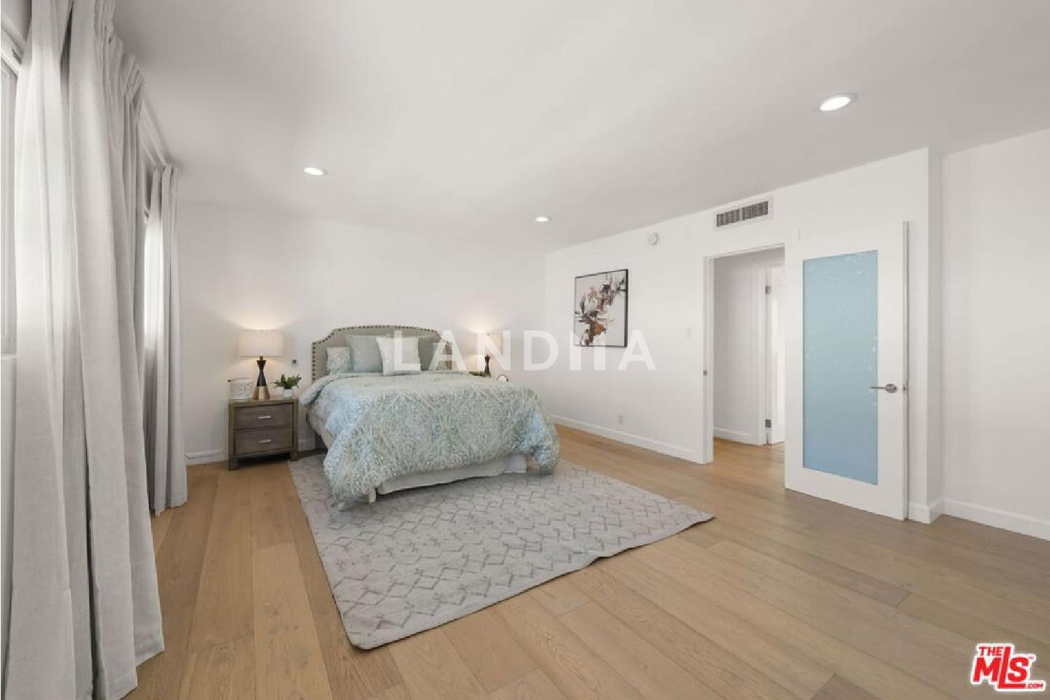 1525 N Hayworth Avenue #302 官网图片 23