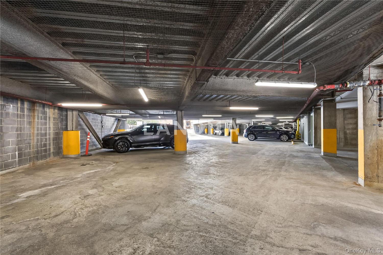 11-24 31st Avenue  Unit 12A 官网图片 28