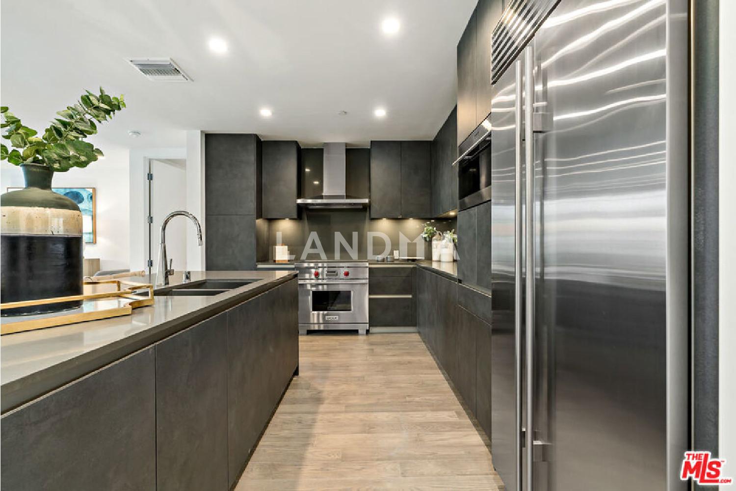 728 N Sweetzer Avenue #208 官网图片 4