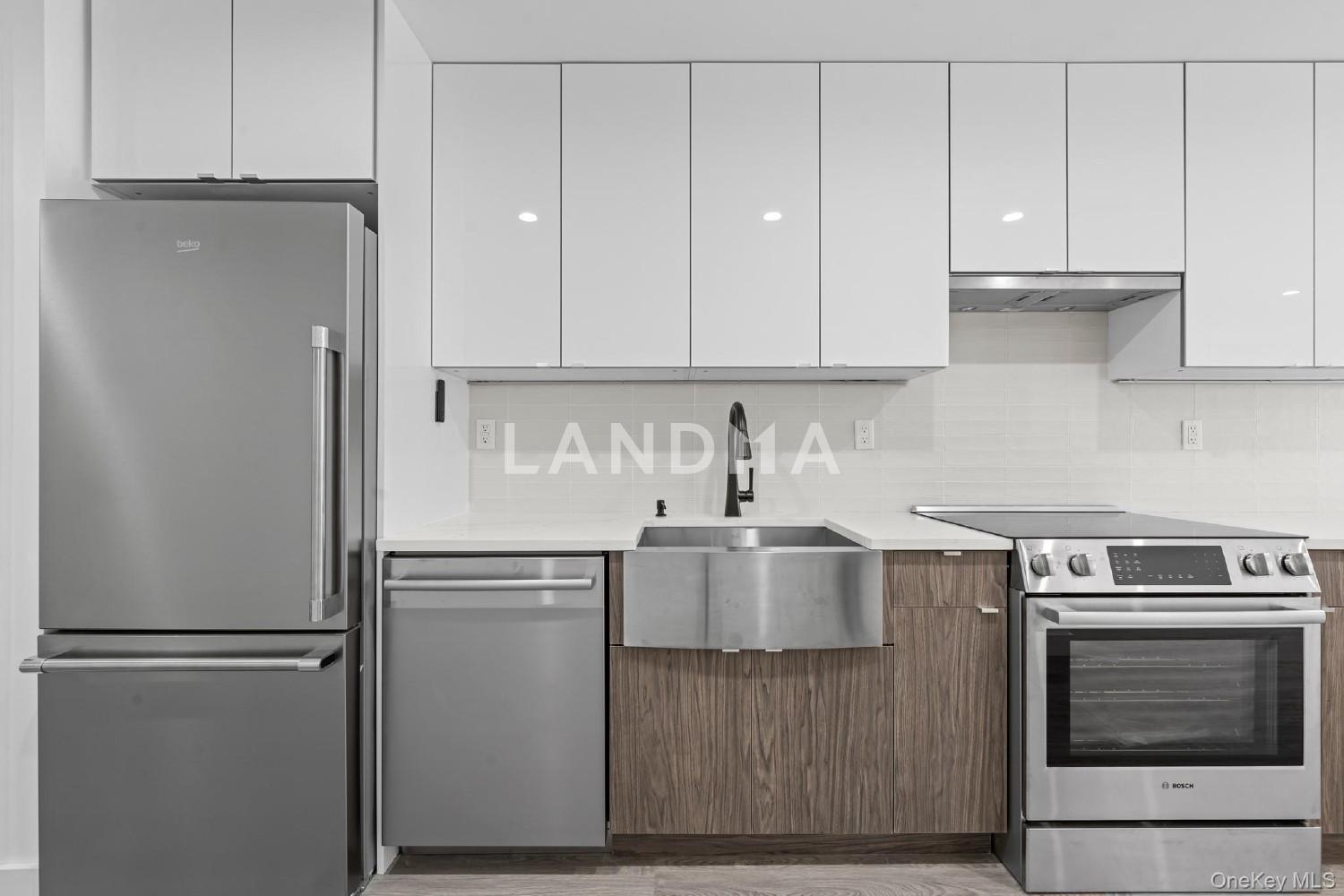 46-40 Vernon Boulevard  Unit 3B 官网图片 6